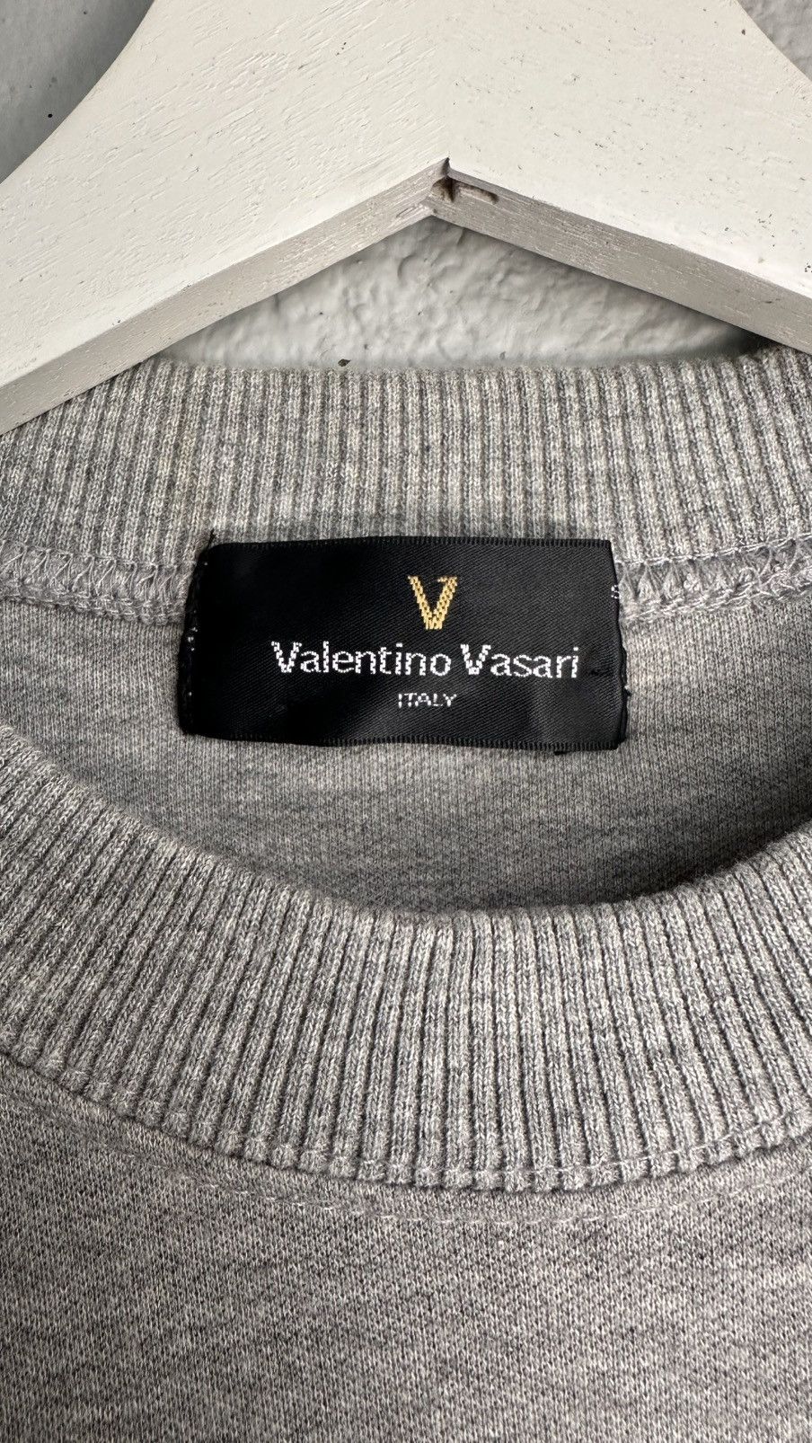 Valentino Valentino Vasari italy crewneck Size US S / EU 44-46 / 1 - 4 Thumbnail