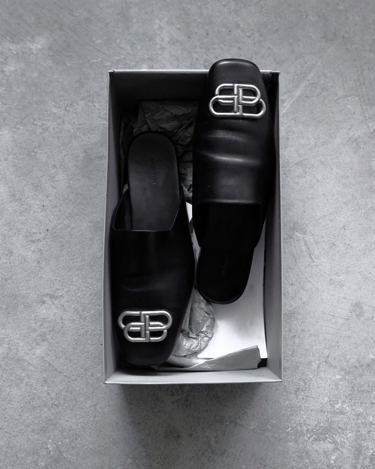 Balenciaga Balenciaga Cosby BB Mules Size US 9.5 / EU 42-43 - 1 Thumbnail
