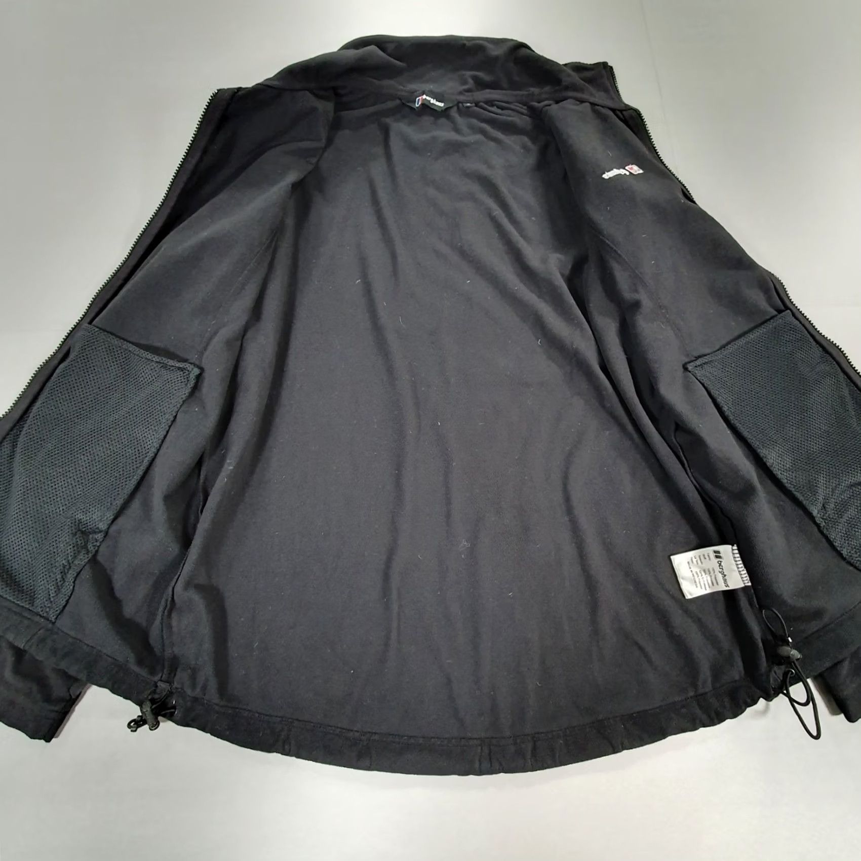 Berghaus Berghaus Mens Jacket Fleece Black Medium Full Zip Sweatshirt Lightweight Size US M / EU 48-50 / 2 - 6 Thumbnail