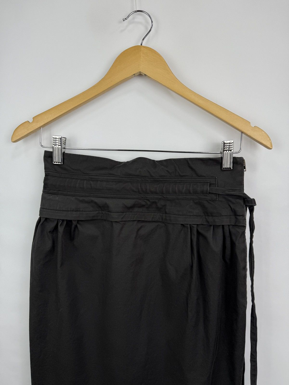 Stella McCartney 🇬🇧 Opium Style Stella McCartney High-Waisted Belted Skirt Y2K Size 27" / US 4 / IT 40 - 3 Thumbnail