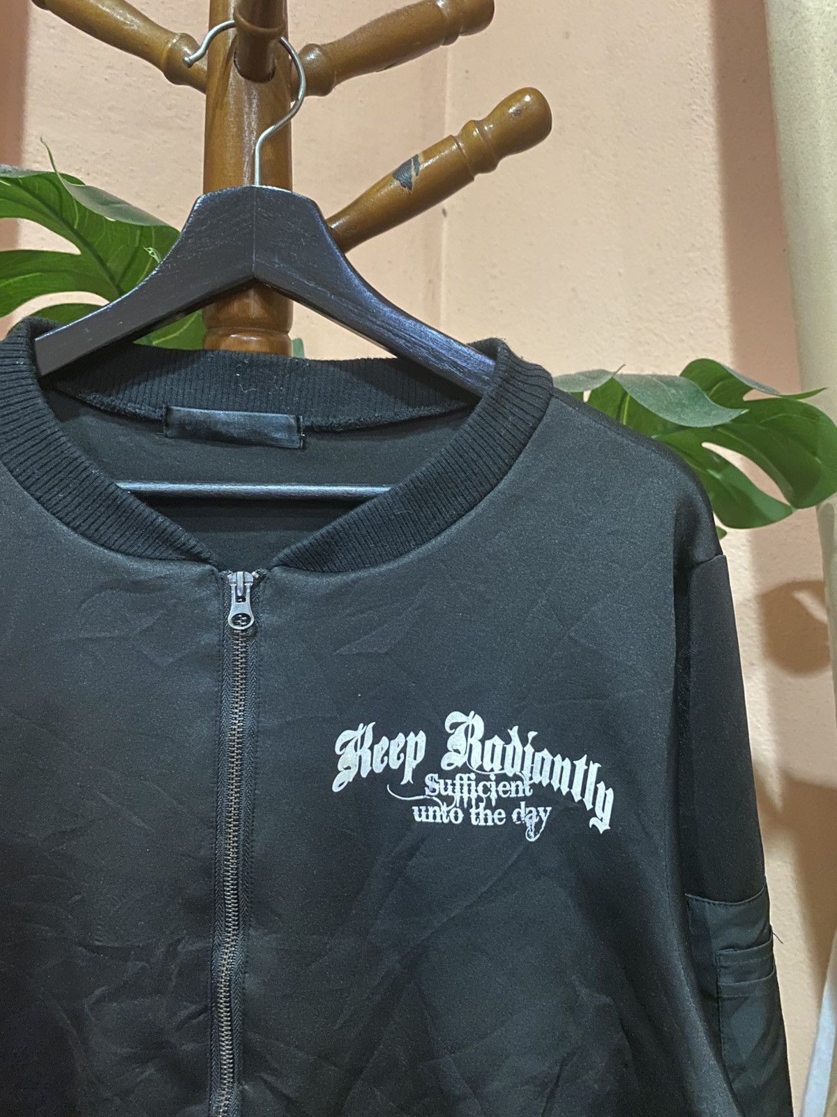 Vintage Vintage Gothic Skull Bomber– “Keep Radiantly” Winged Skull Size US M / EU 48-50 / 2 - 5 Thumbnail
