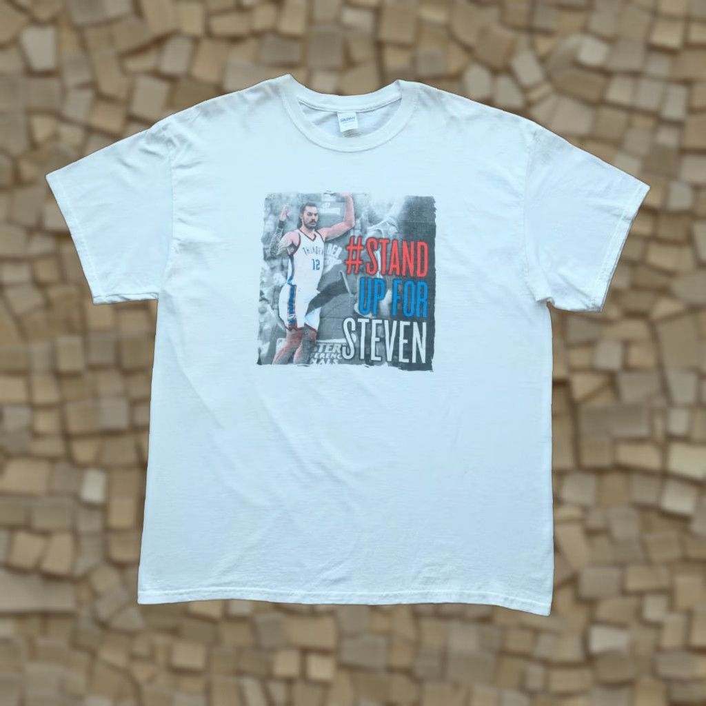 Gildan VINTAGE NBA VTG BASKETBALL THUNDER OKC STEVEN ADAMS Y2K WHITE T SHIRT XL Size US XL / EU 56 / 4 - 1 Thumbnail