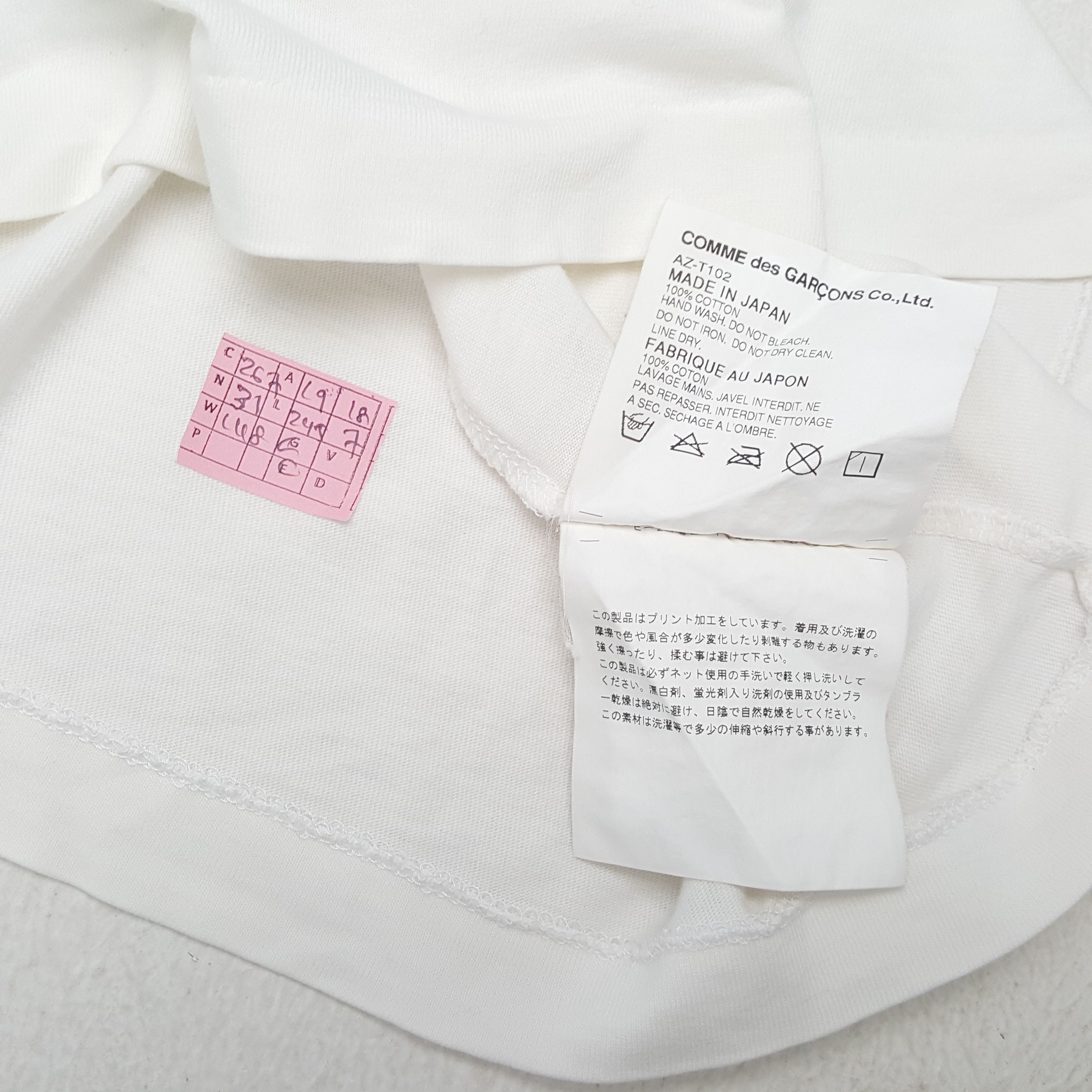 Comme des Garcons PLAY COMME DES GARCONS PLAY Fashion Designer Brand Tshirt Size US M / EU 48-50 / 2 - 4 Thumbnail