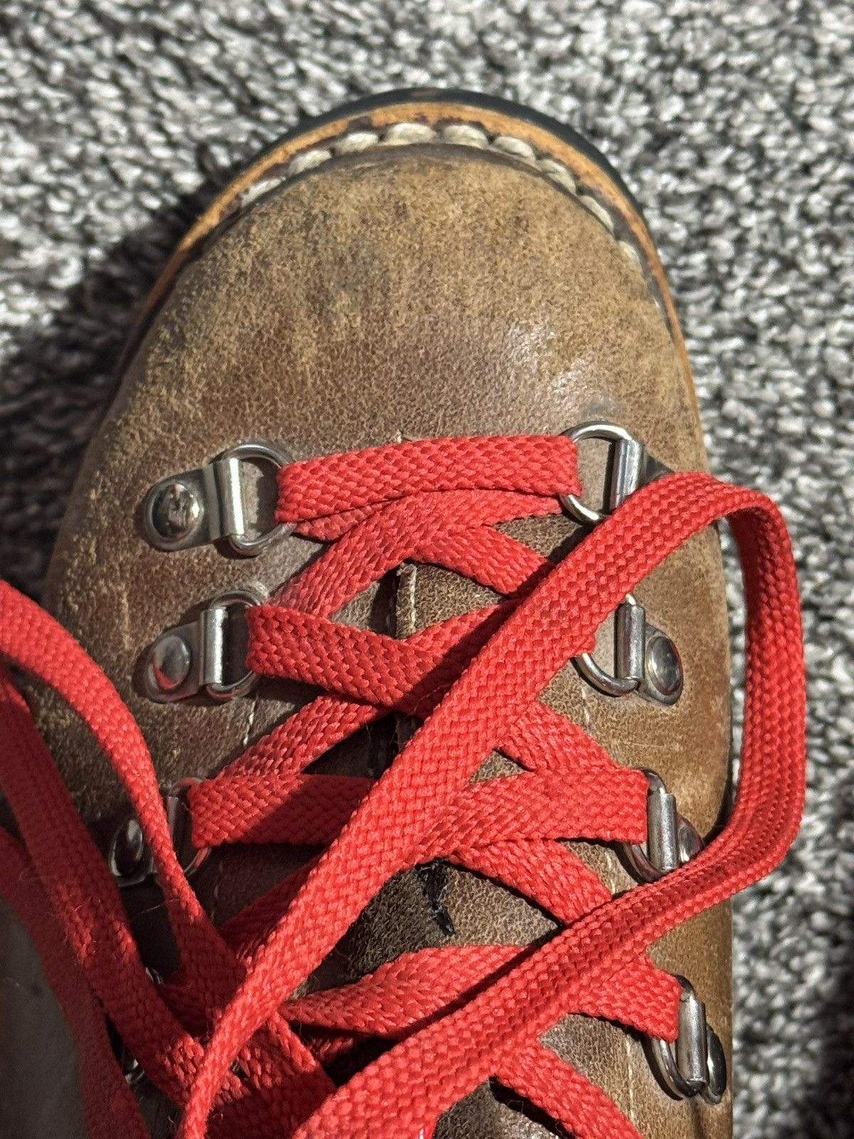 LOWA LOWA Mountaineering Boots Men’s MISMATCHED Sz 6M (R) 5.5M L Size US 6 / EU 39 - 9 Thumbnail