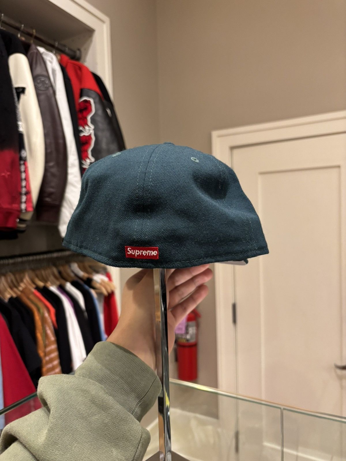 New Era × Supreme Supreme x New Era Classic Script Logo Fitted Hat Size ONE SIZE - 3 Thumbnail