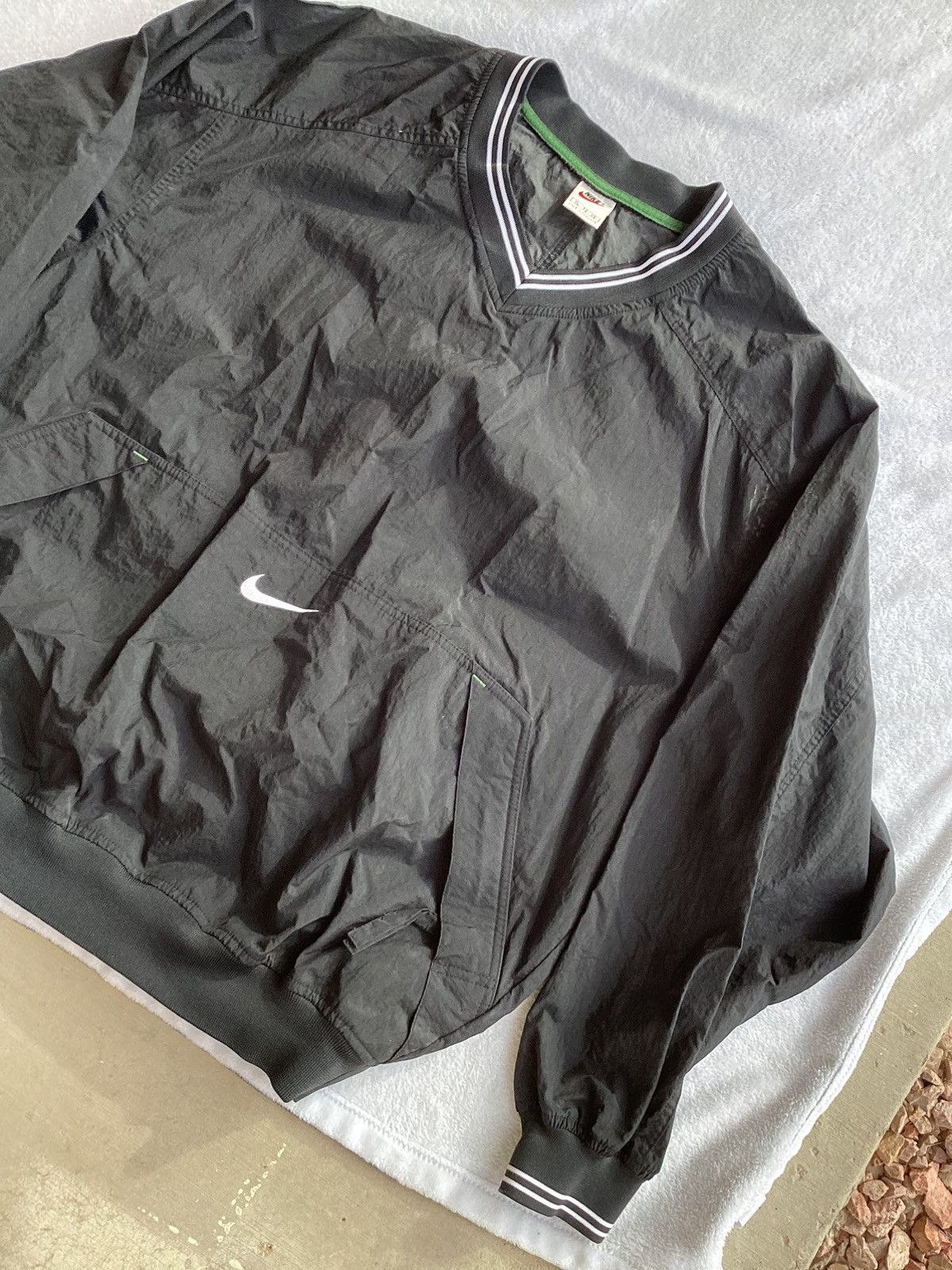 Nike × Streetwear × Vintage Vintage 90s Nike center swoosh