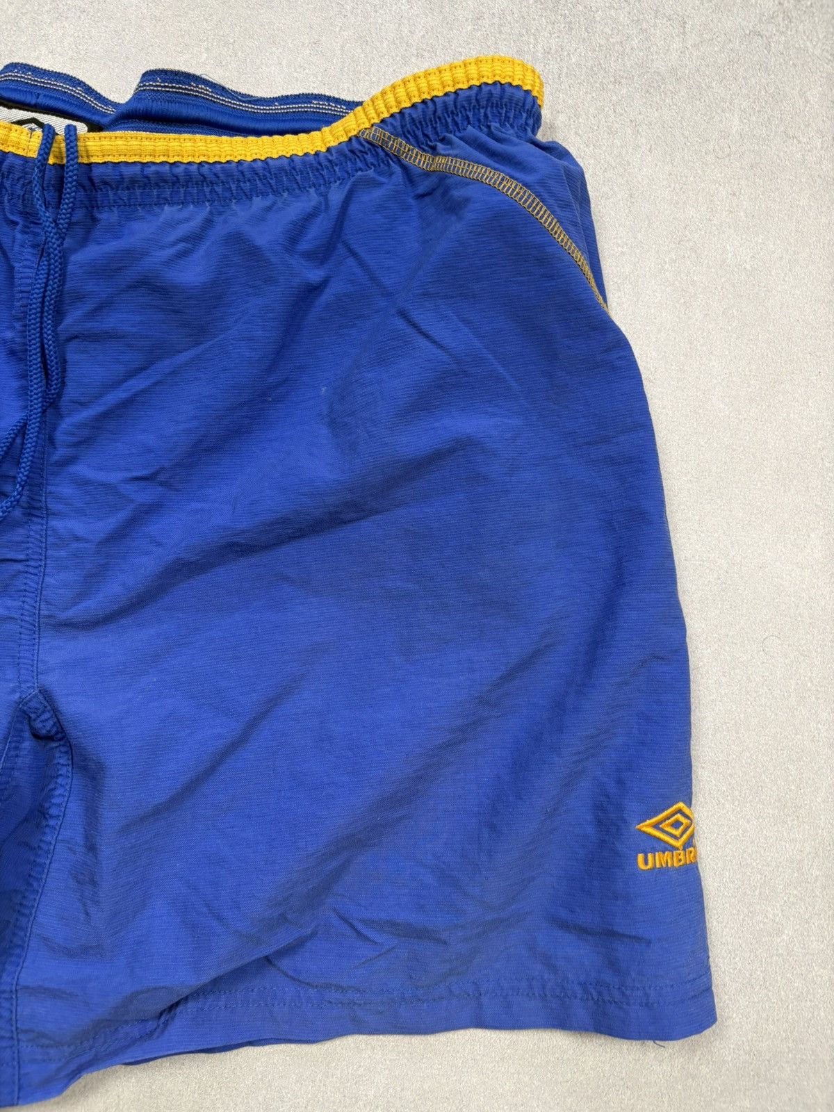 Chelsea Soccer Vintage Umbro Chelsea FC 2001/2002 Home Football Shorts M Size US 34 / EU 50 - 3 Thumbnail