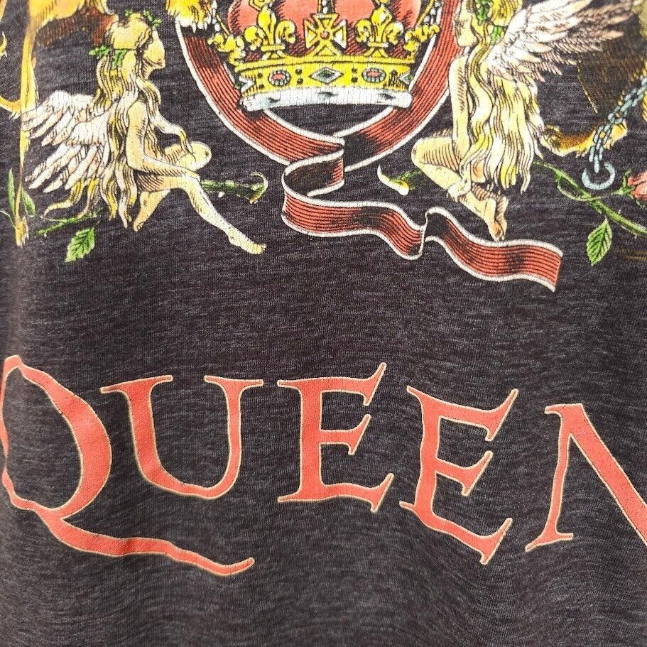 Other Queen T Shirt Mens Size Small Black Classic Crest Official Size US S / EU 44-46 / 1 - 3 Thumbnail
