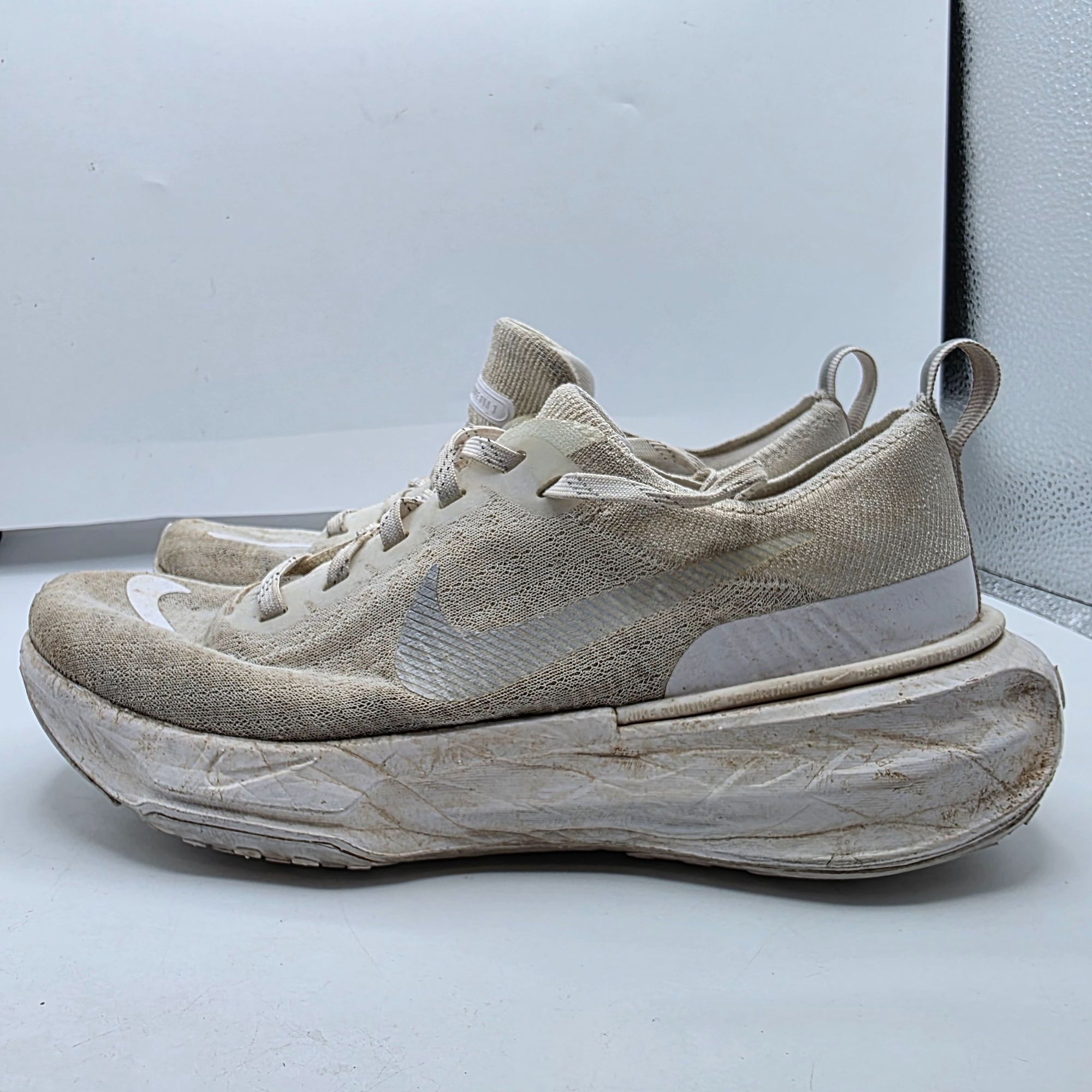 Nike Nike ZoomX Invincible Run Fk 3 Womens Size 7.5 White Photon Size US 7.5 / IT 37.5 - 13 Thumbnail
