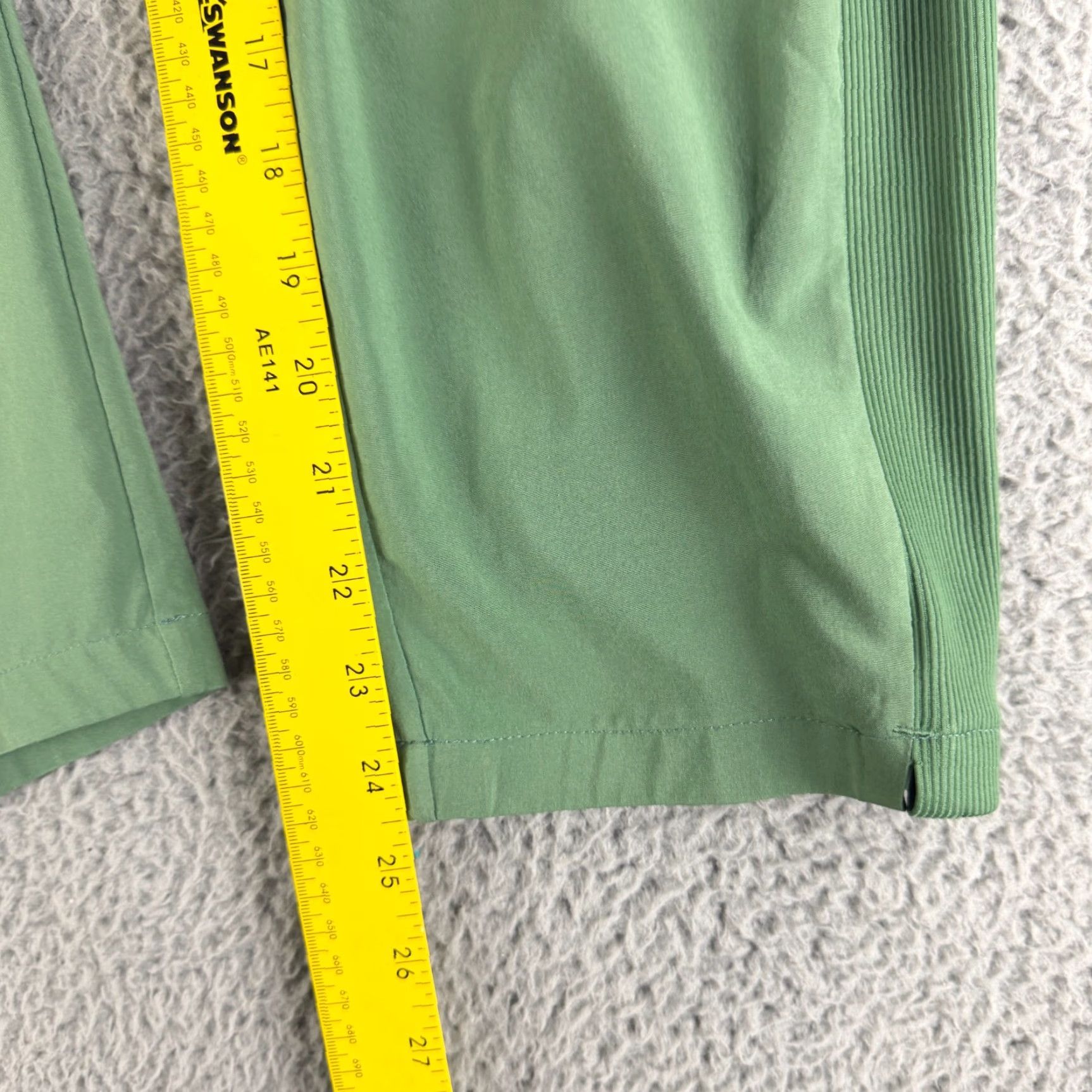 Athleta Athleta Brooklyn Ankle Pant Womens Size 4 Green Pull On Straight Leg Lightweight Size 27" / US 4 / IT 40 - 6 Thumbnail