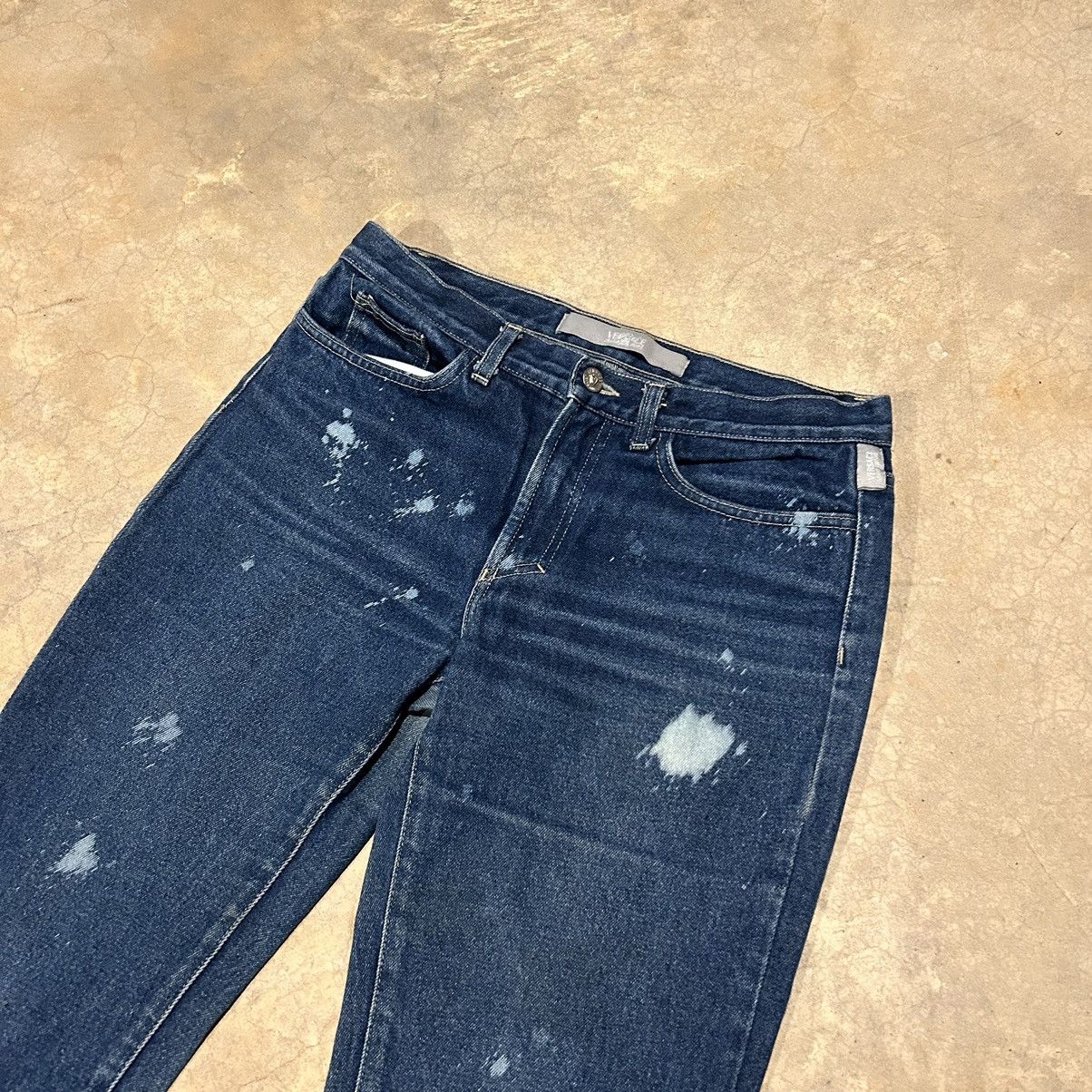 Versace × Versace Jeans Couture × Vintage Vintage Versace Jeans Couture Bleach Splatter Bootcut Jeans Size US 32 / EU 48 - 4 Thumbnail