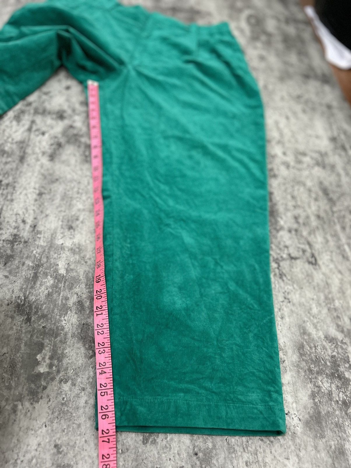Marni × Uniqlo MARNI x Uniqlo Corduroy Wide-Fit Pleated Pants Size US 37 - 19 Thumbnail