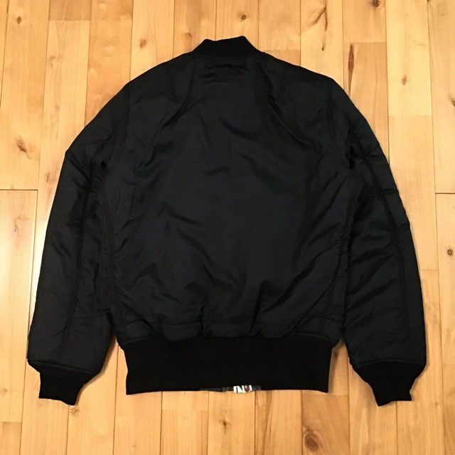 Alpha Industries × Bape 🔥Reversible🔥 ALPHA INDUSTRIES × BAPE MA-1 Bomber Jacket APE Size US L / EU 52-54 / 3 - 5 Thumbnail