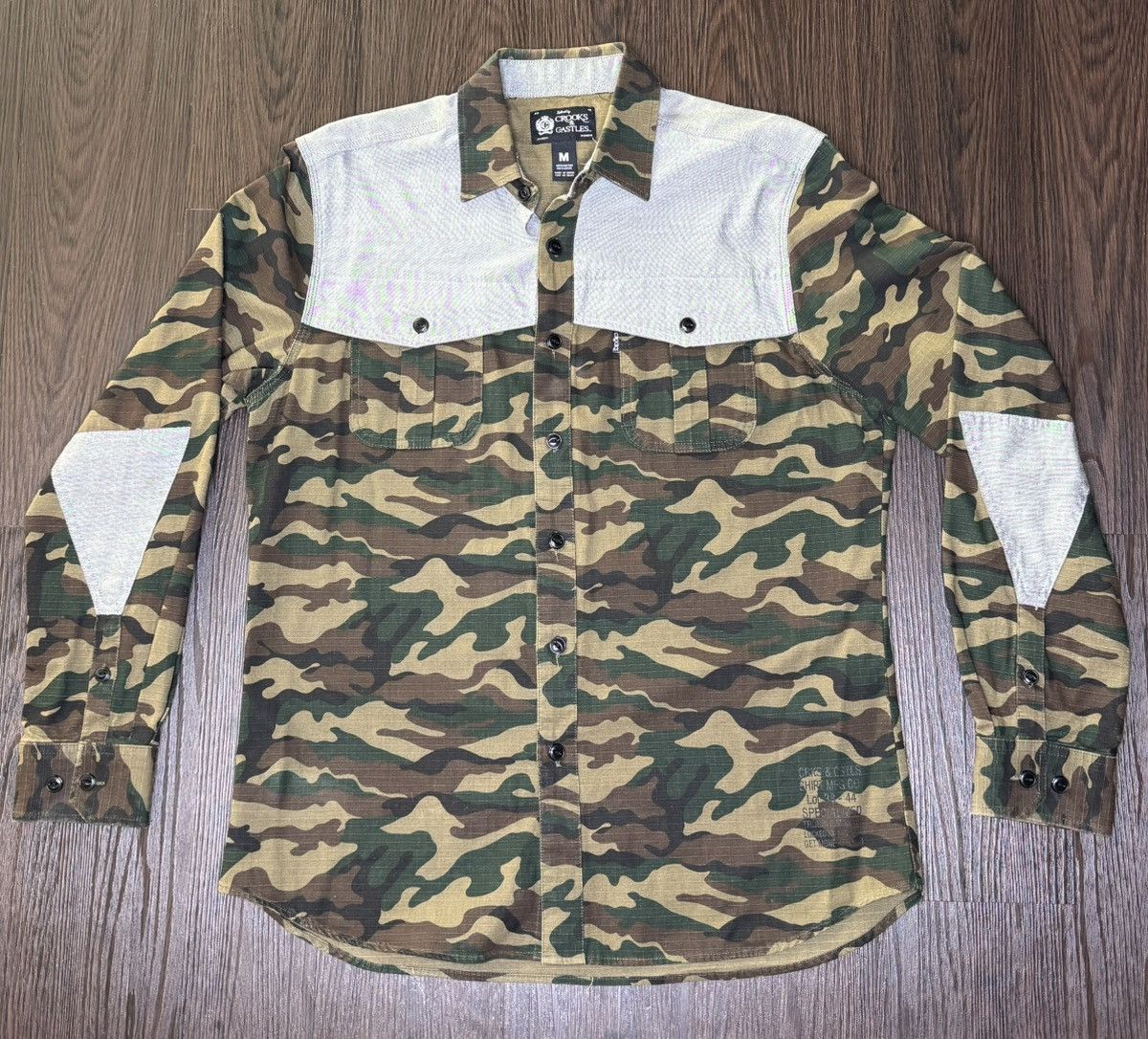 Crooks & Castles Crooks & Castles Camouflage Long Sleeve Button up Sz. Medium Size US M / EU 48-50 / 2 - 2 Thumbnail