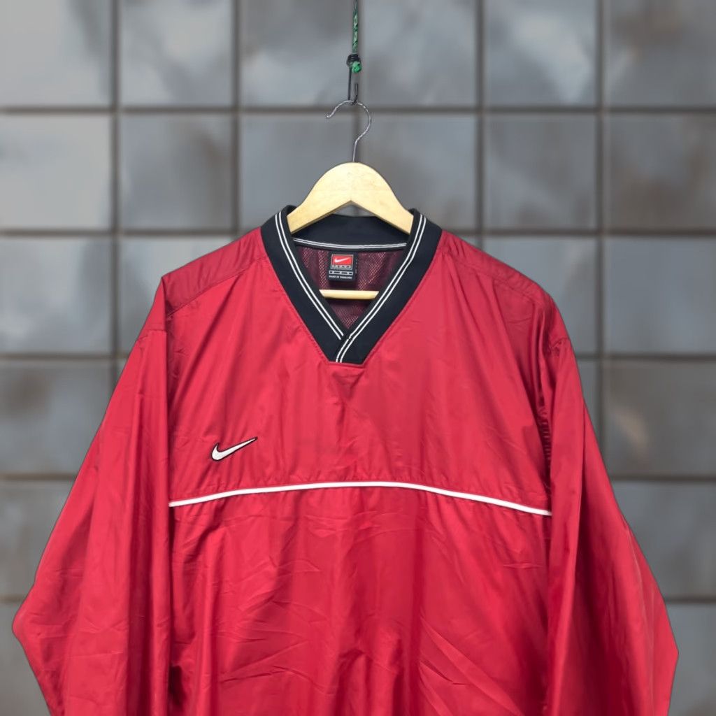 Nike VINTAGE Nike Swoosh Pullover Windbreaker Jacket M Red 90s Mens Windbreaker Size US M / EU 48-50 / 2 - 1 Thumbnail
