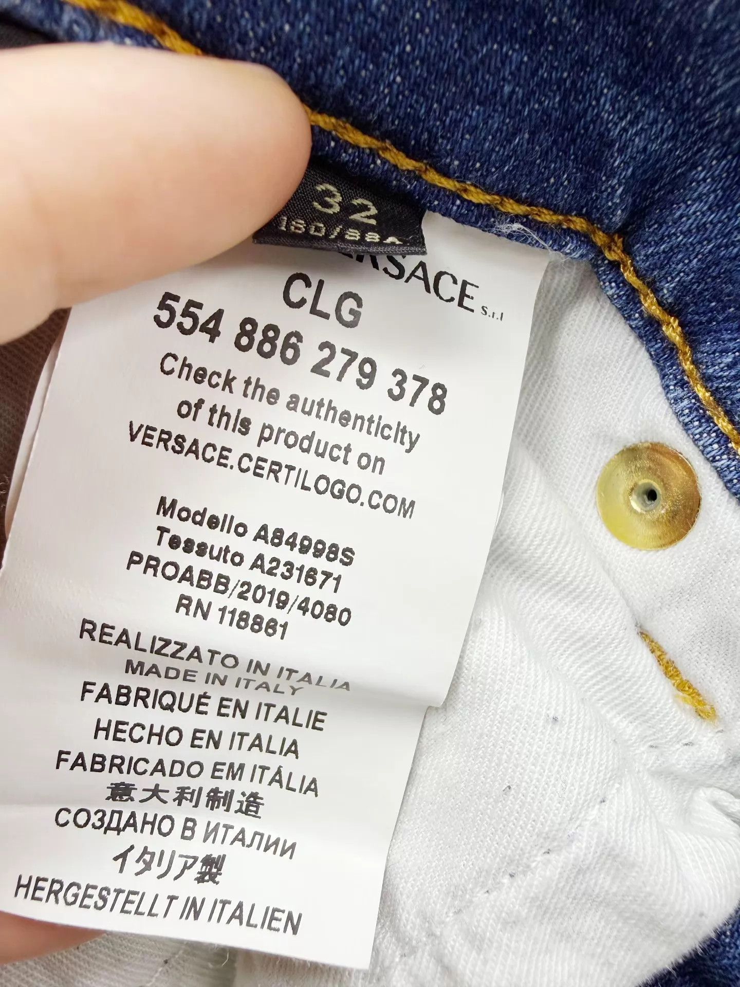 Versace Versace Men's Jeans Size 32 Worn 2x Like New Size US 32 / EU 48 - 8 Thumbnail