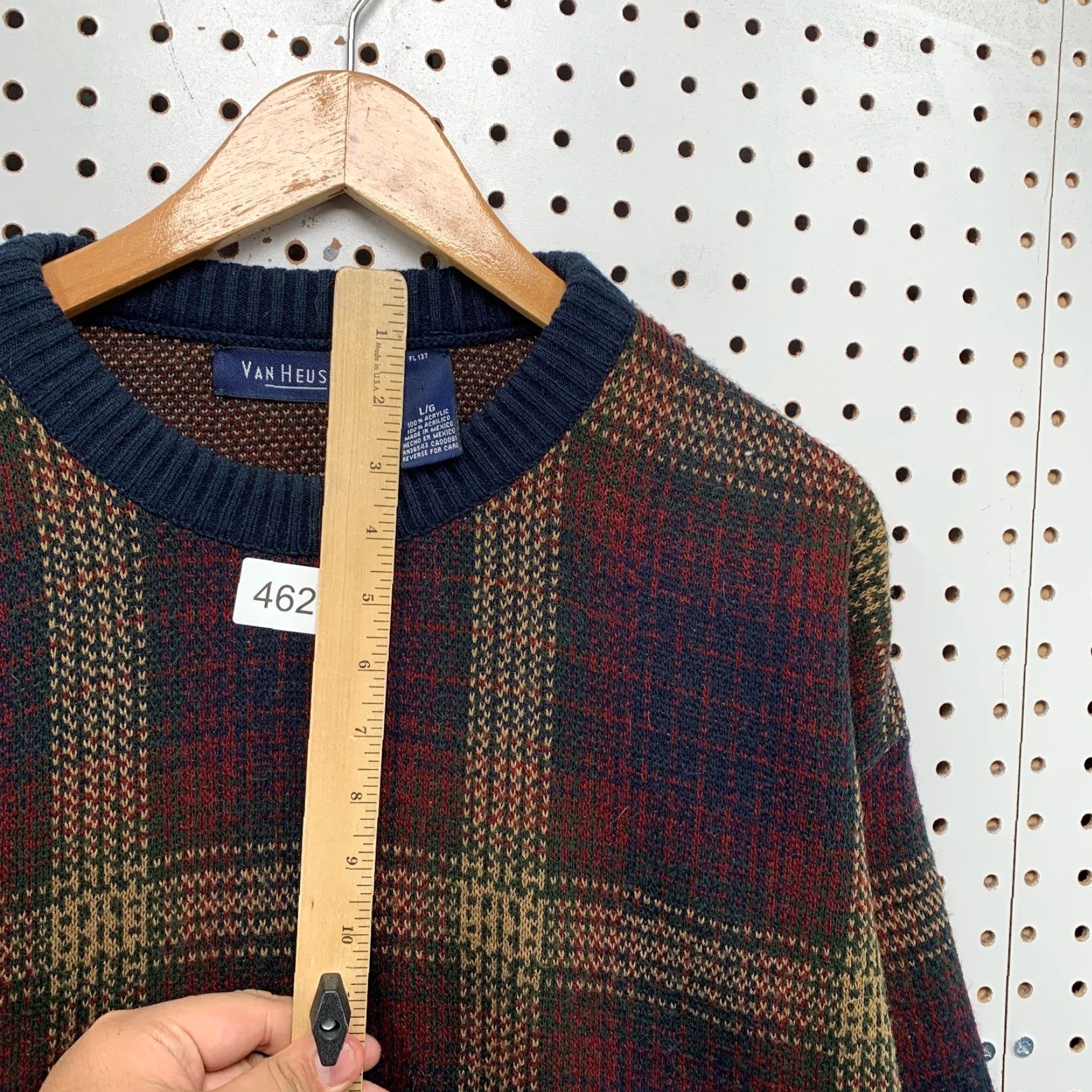 Van Heusen VINTAGE Van Heusen Sweater Mens Large Blue Red Plaid Grandpa Dad Retro Acrylic Size US L / EU 52-54 / 3 - 7 Thumbnail