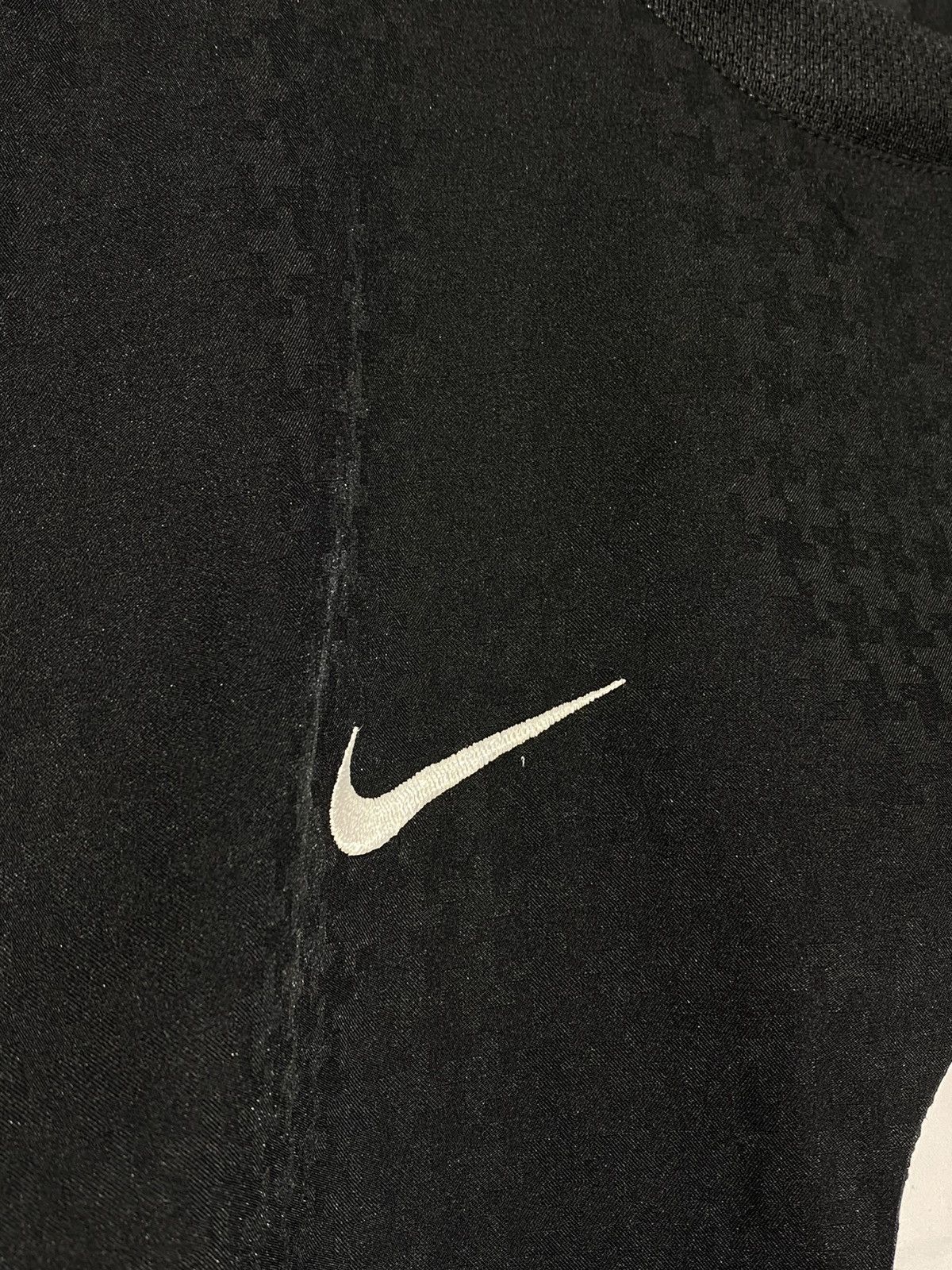 Nike Vintage Manchester United Vodafone Soccer Jersey Size US M / EU 48-50 / 2 - 7 Thumbnail