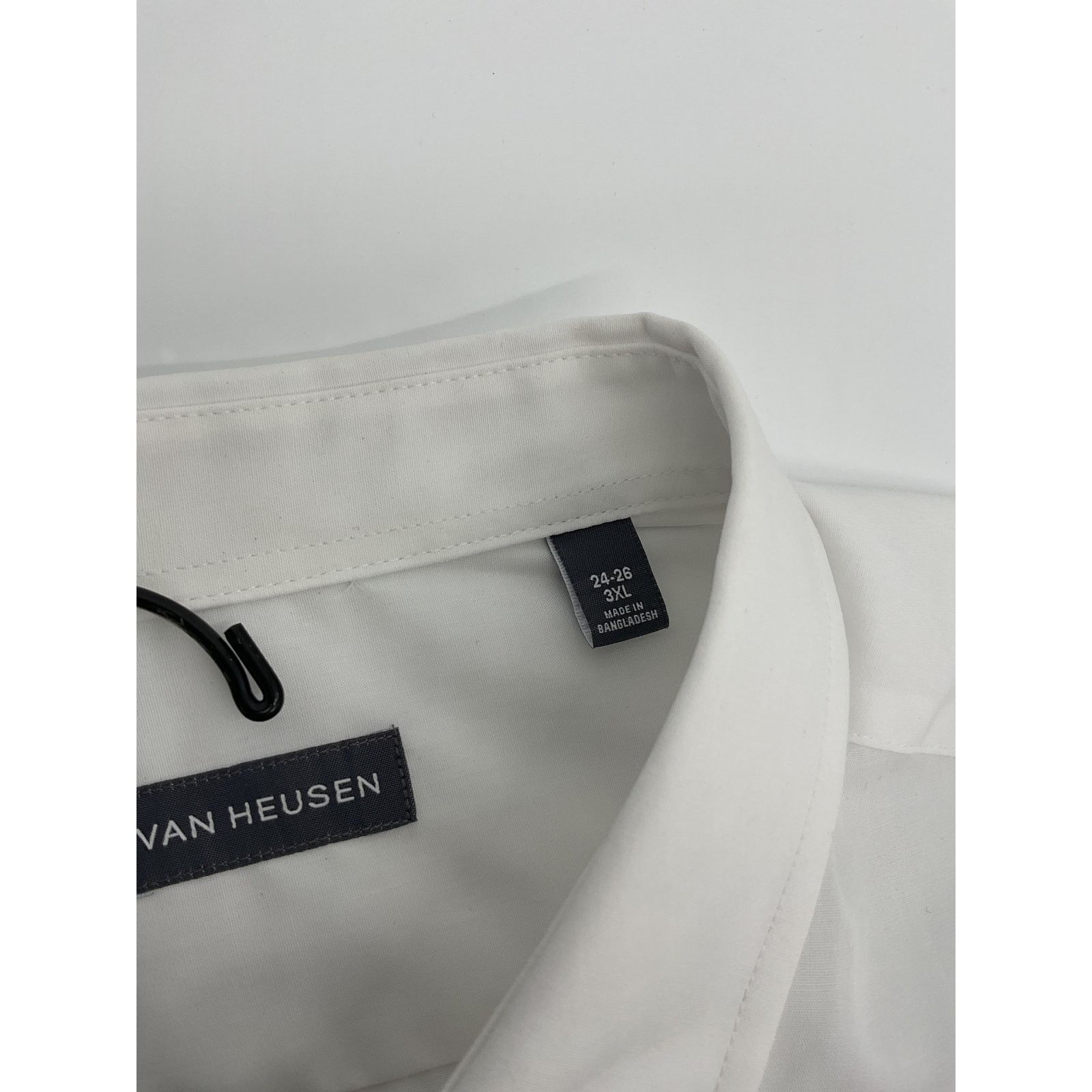 Van Heusen Van Heusen Women’s Button-up Dress Shirt - Size 24-26/3XL Size 3XL / US 20-22 - 5 Thumbnail