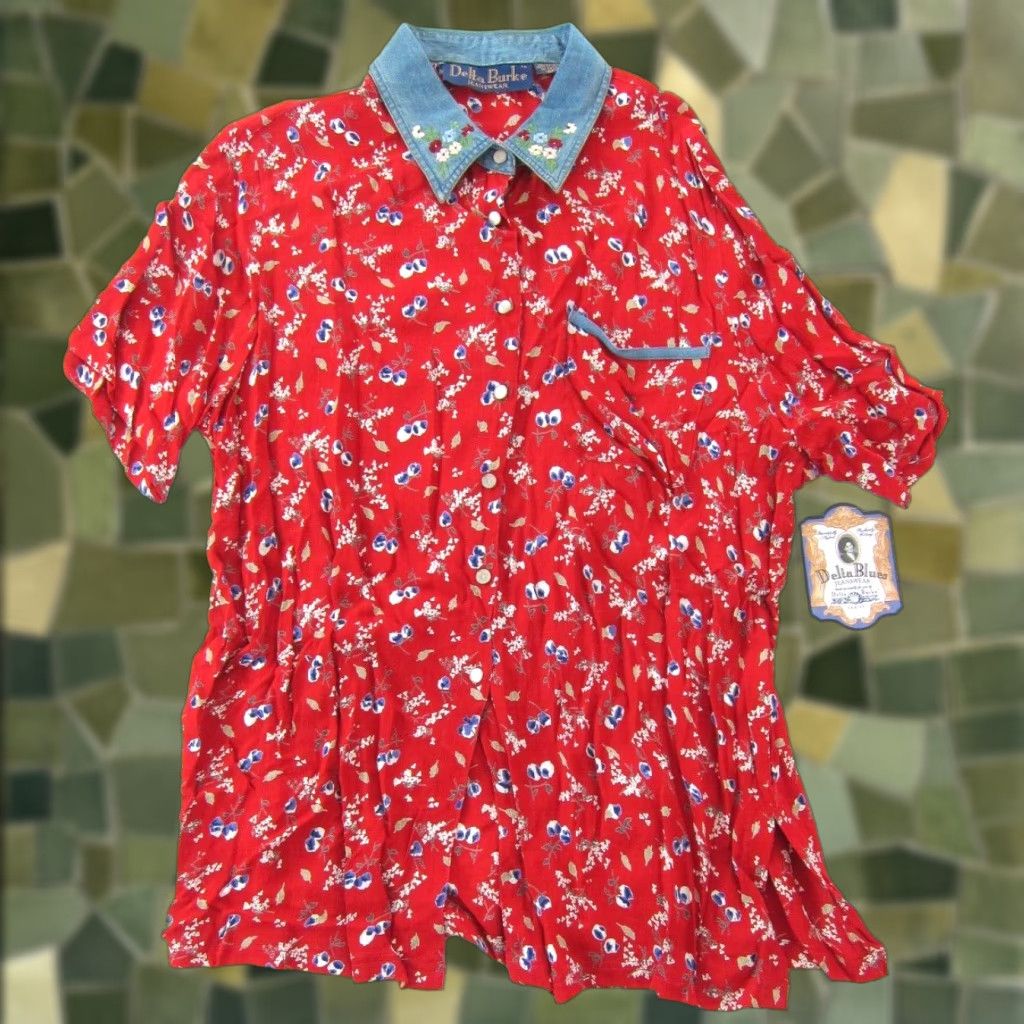 Vintage VINTAGE NWT 100% RAYON Red Floral Collared Button Down Blouse 18W Delta Burke Womens Blouse Size XXL / US 16-18 / IT 52-54 - 1 Thumbnail