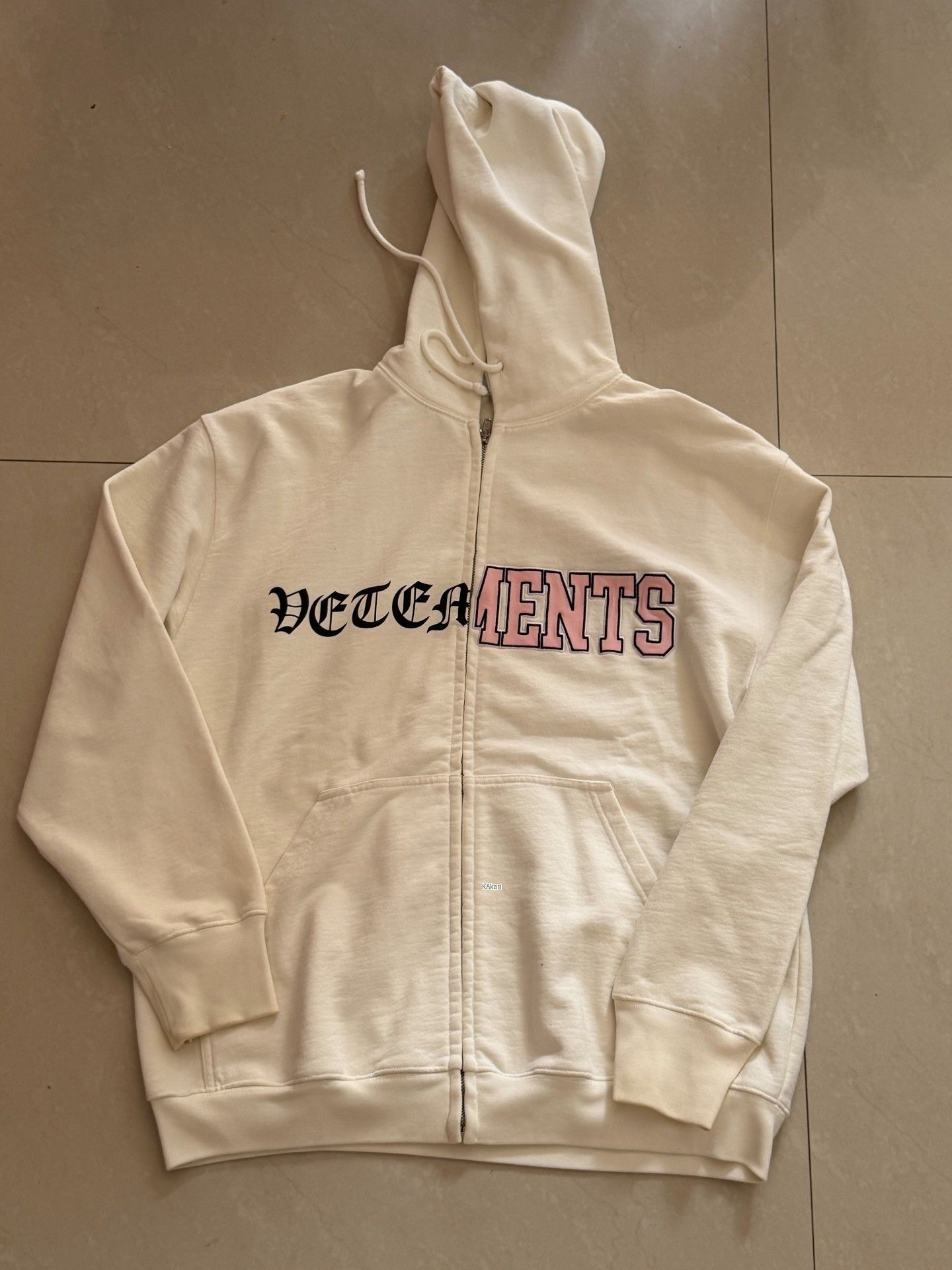 Vetements Vetements Beige Logo Zip Hoodie Size US XS / EU 42 / 0 - 1 Thumbnail