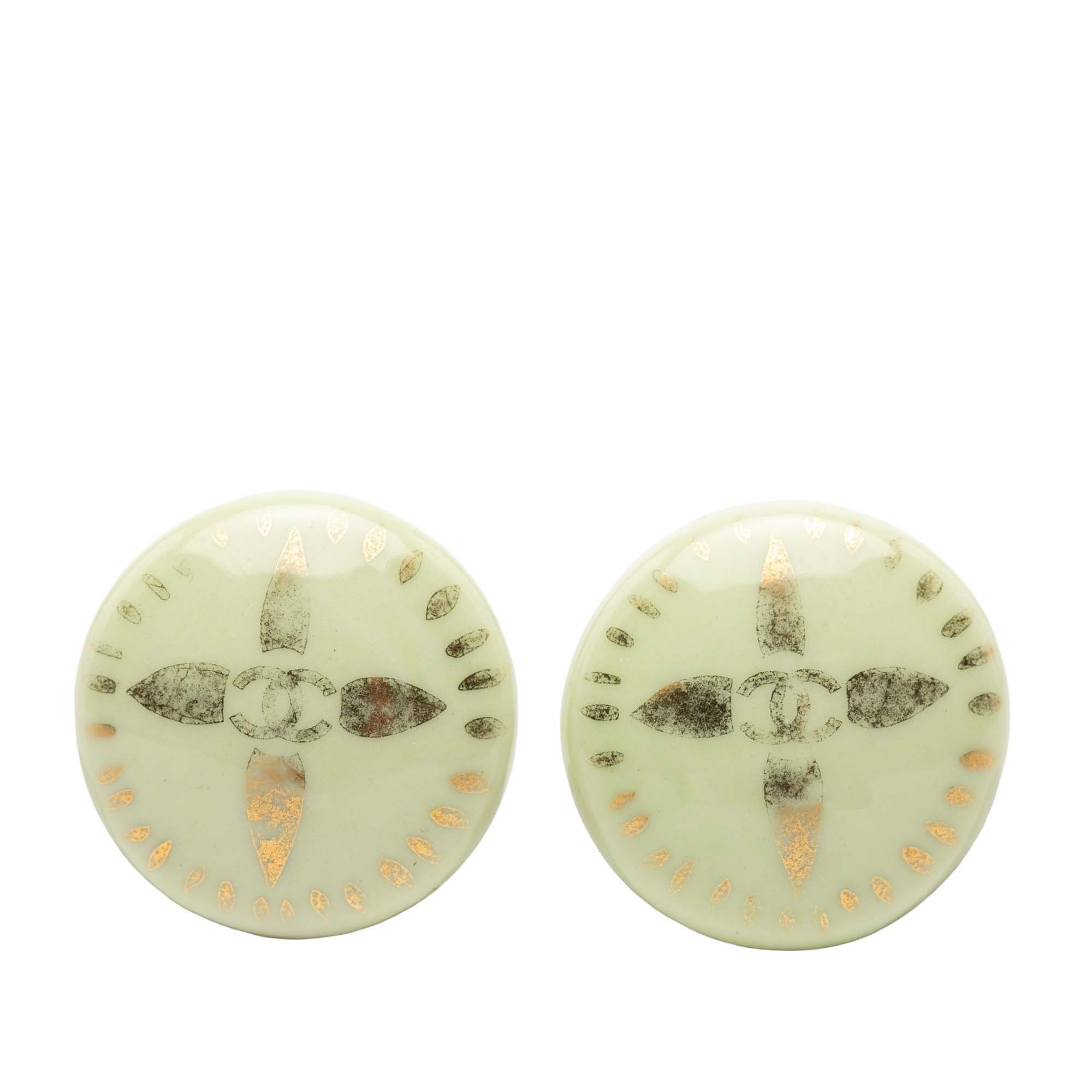 Chanel Chanel CC Resin and Gold Plated Round Clip on Earrings Size ONE SIZE - 1 Thumbnail