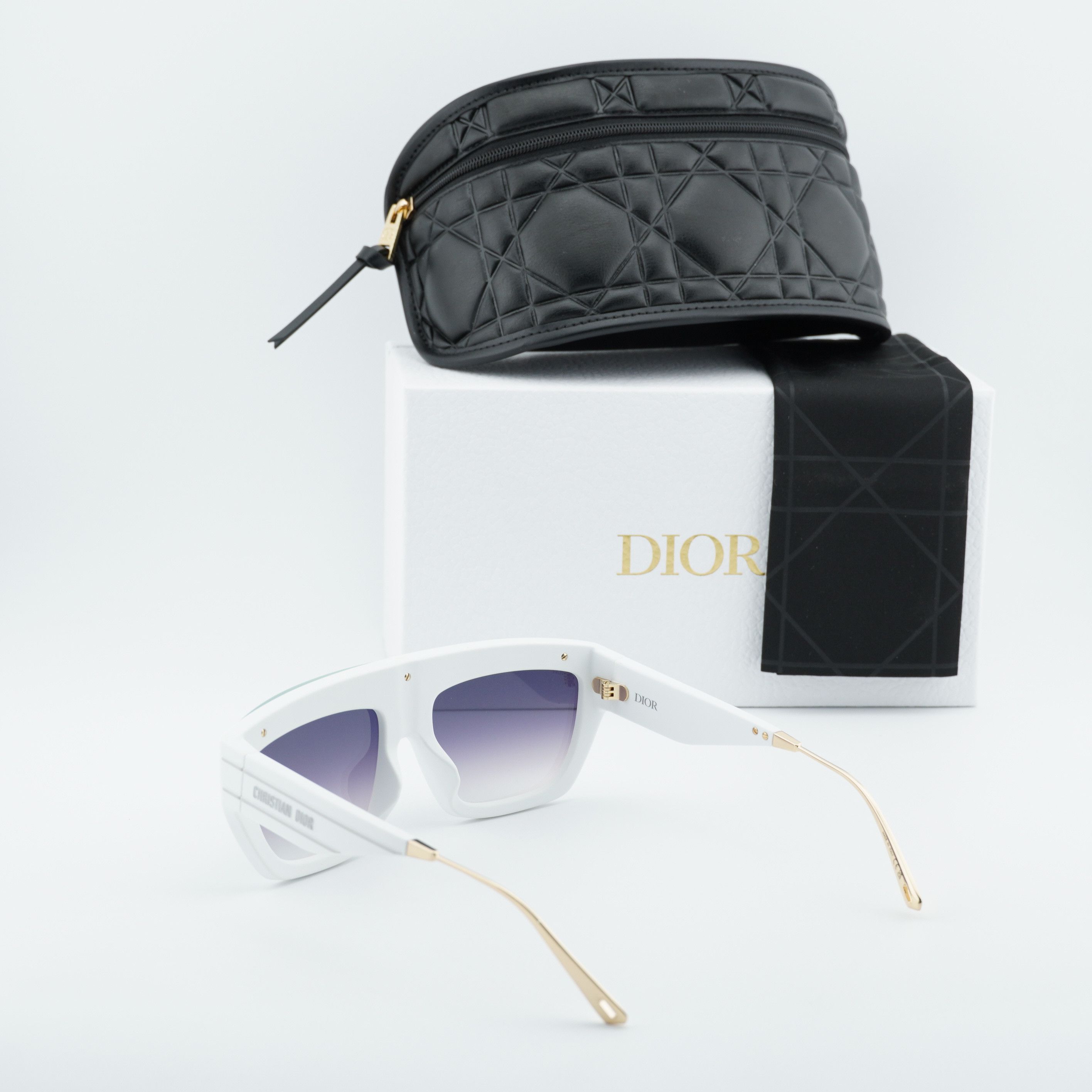 Dior Dior DIORCLUB M7U 51A5 Sunglasses White Shield Frame Size ONE SIZE - 12 Thumbnail