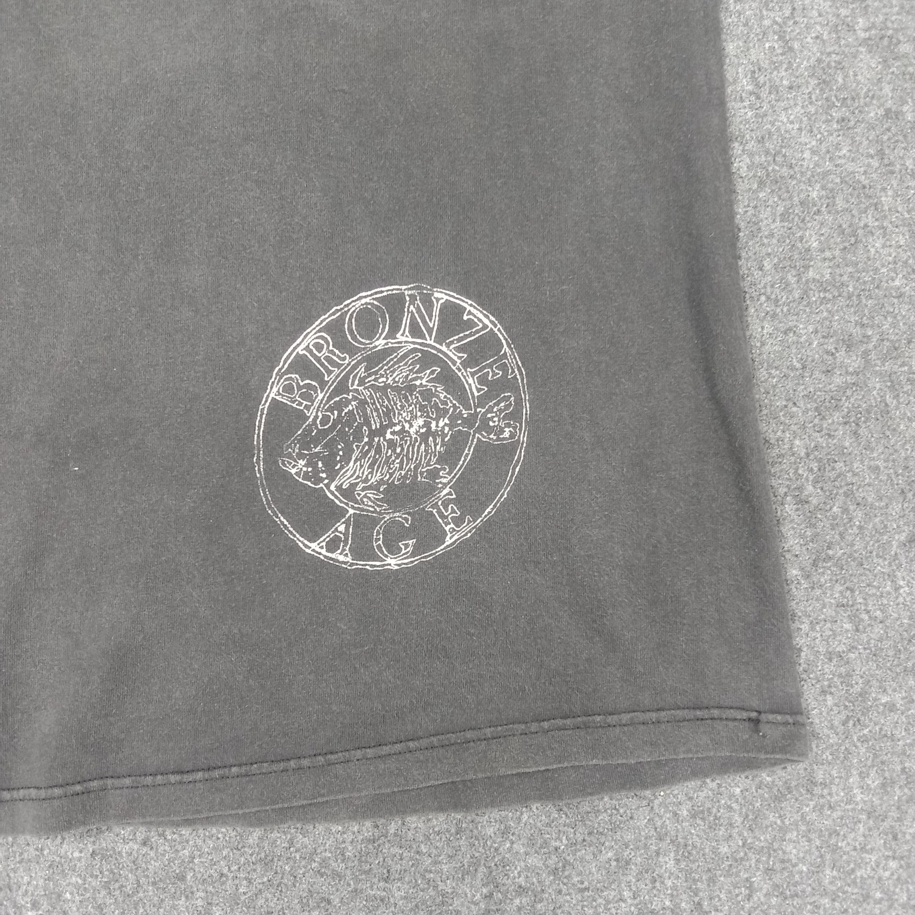 Vintage Bronze Age American Surfing Style Tshirt Size US L / EU 52-54 / 3 - 7 Thumbnail
