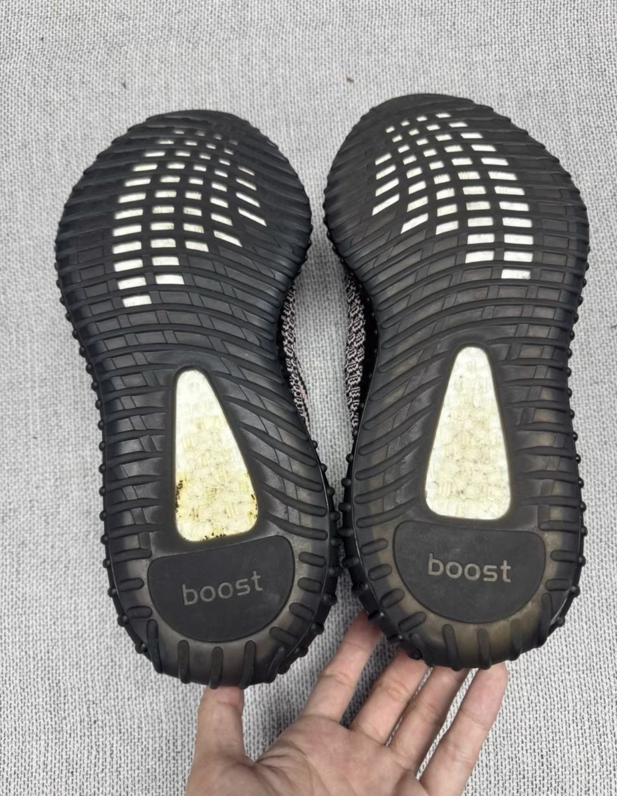 Adidas Adidas Yeezy 350 Black & Red Angel FW5190 K37 Size US 9.5 / EU 42-43 - 7 Thumbnail