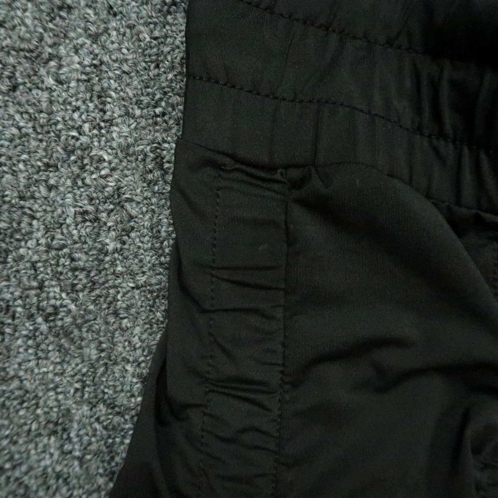 Vintage VINTAGE Agogie Pants Womens 2XL Black Athletic Track Pants Womens Size 2XL Black Elastic Waist Stretch Size 40" / US 18 - 4 Thumbnail