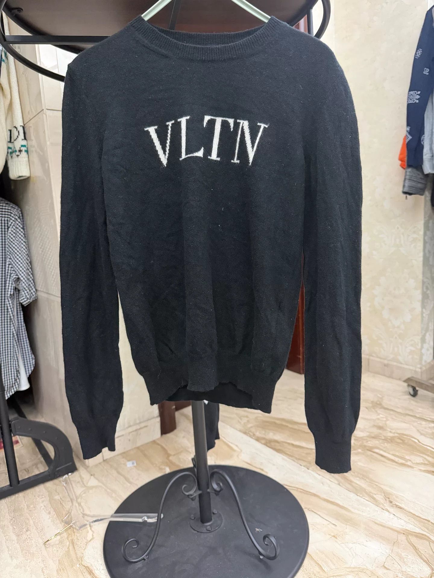 Valentino Valentino Ultra-Thin Knit Sweater Size US M / EU 48-50 / 2 - 1 Thumbnail