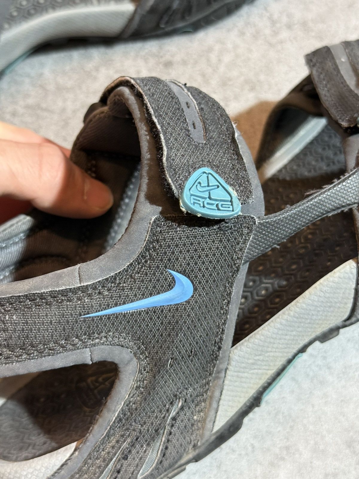 Nike × Nike ACG Nike ACG y2k Gorpcore Sandals Black blue Outdoor Hiking vtg Size US 11 / EU 44 - 4 Thumbnail