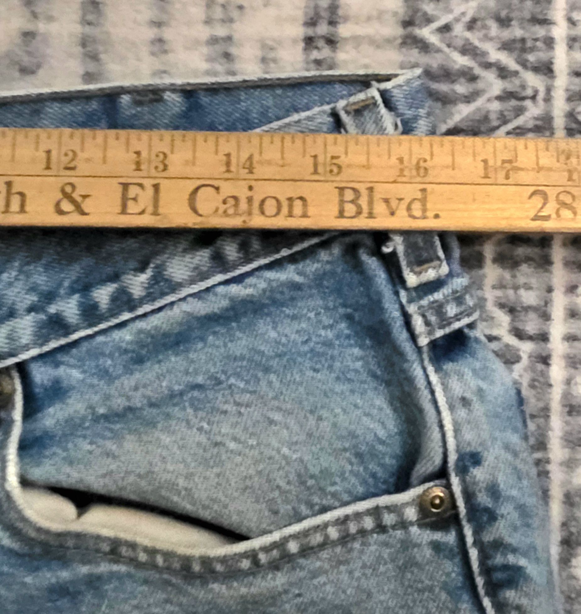 Carhartt Carhartt vintage Original Fit Cut offs Jean shorts Size 34 Size US 34 / EU 50 - 5 Thumbnail