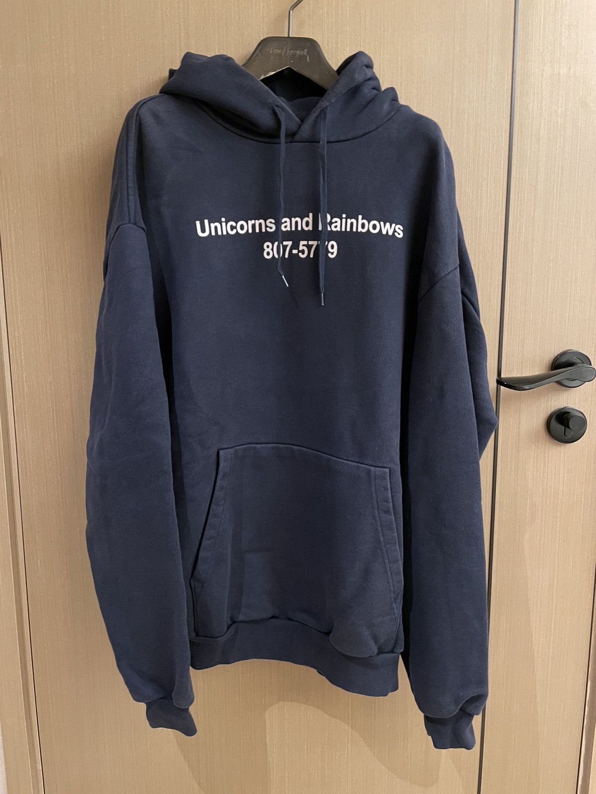 Vetements 2018 Limited edition navy unicorn and rainbow hoodie