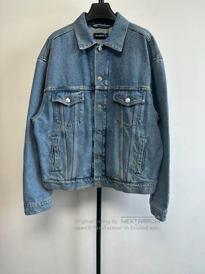 Balenciaga Balenciaga Washed Denim Oversized Jacket Size US S / EU 44-46 / 1 - 1 Thumbnail