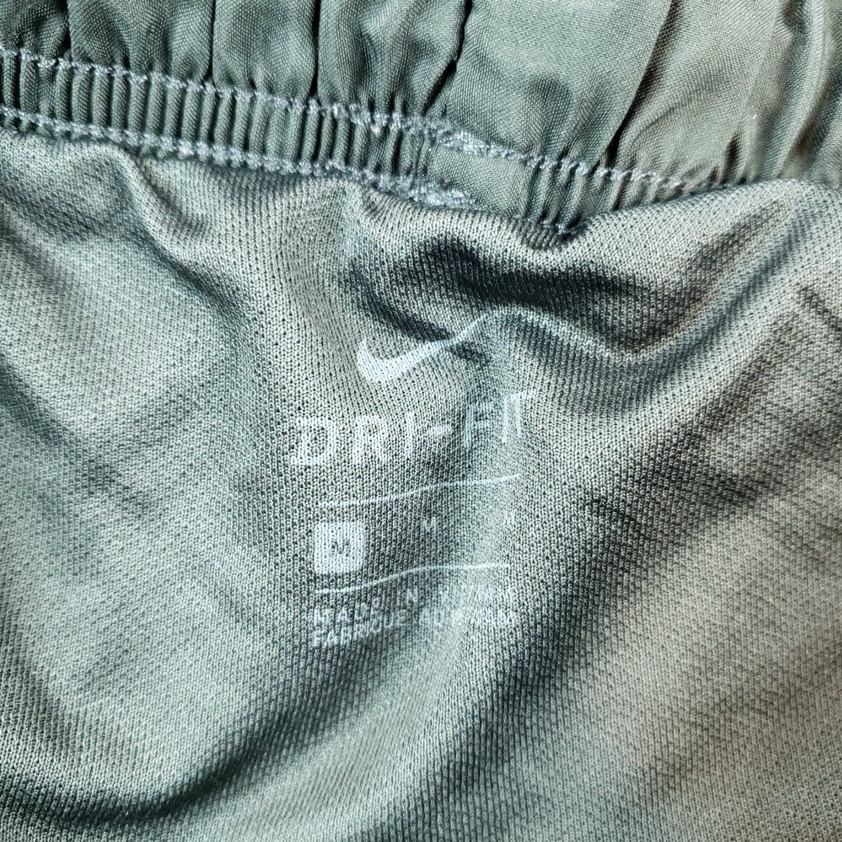 Nike Nike Womens Shorts Medium Gray Dri Fit Running Size 26" / US 2 / IT 38 - 7 Thumbnail