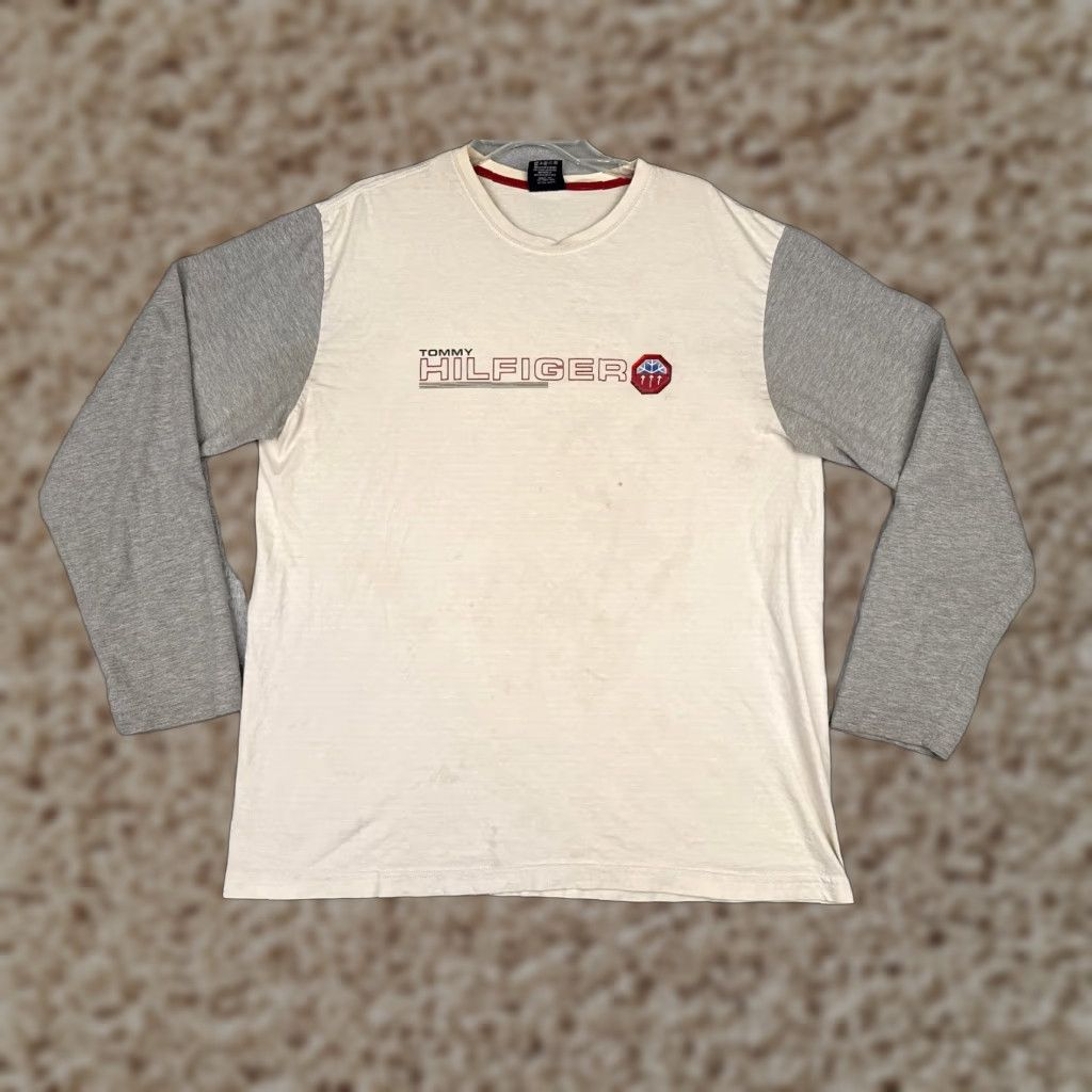 Tommy Hilfiger Tommy Hilfiger Shirt Adult Large White Gray Crew Long Sleeve Cotton Blend Shirt Mens Long Sleeve Crew Neck Logo Jersey Cotton Blend T-Shirt Size US L / EU 52-54 / 3 - 1 Thumbnail