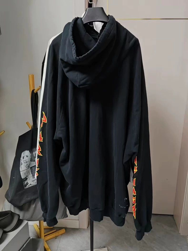 Balenciaga Balenciaga SS22 Band Lightning Flame Pullover Long Sleeve S Size US XXL / EU 58 / 5 - 2 Thumbnail