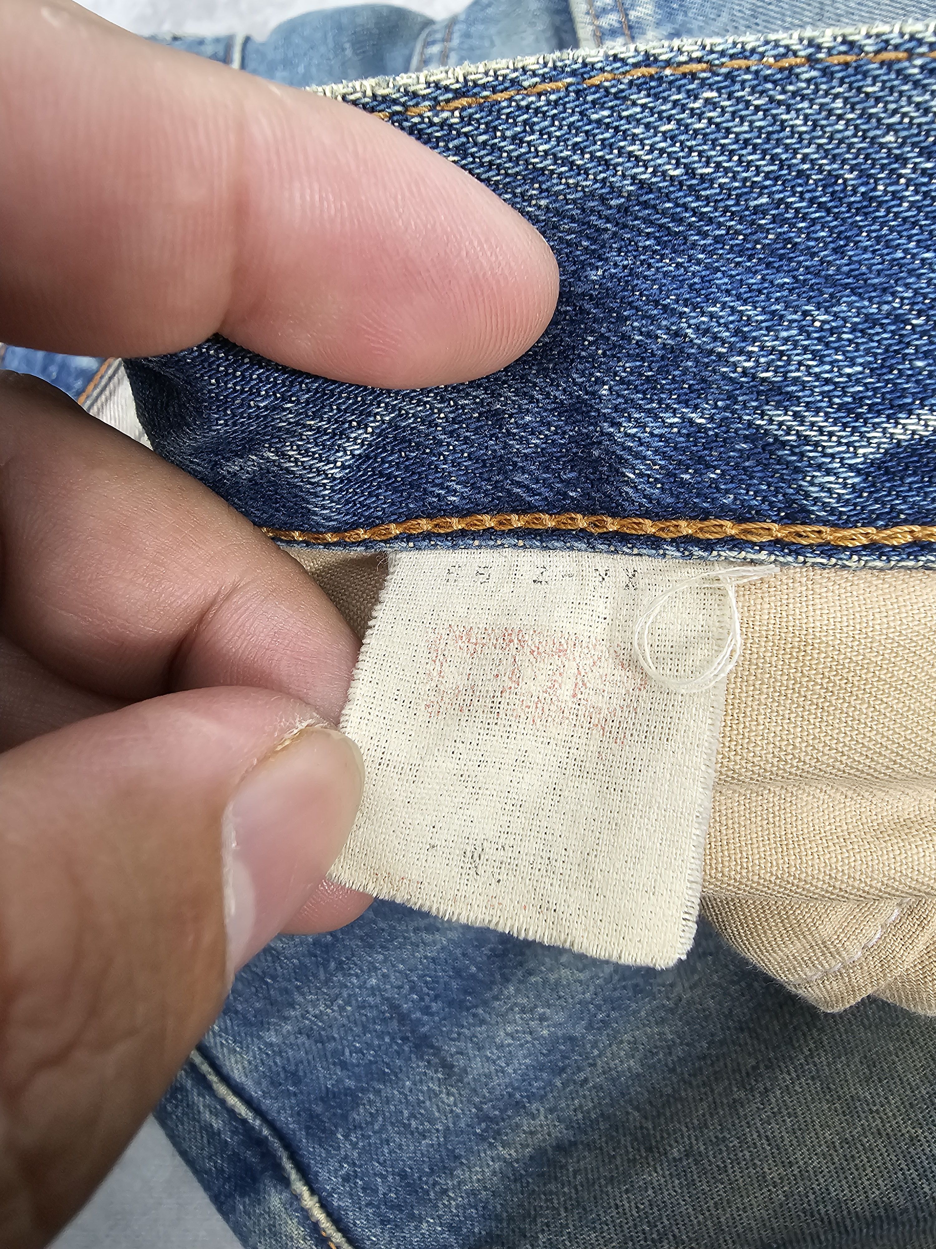 Levi's Vtg LEVIS 551 Z Ripped Selvedge Redline Big E Jeans L0452 Size US 30 / EU 46 - 18 Thumbnail
