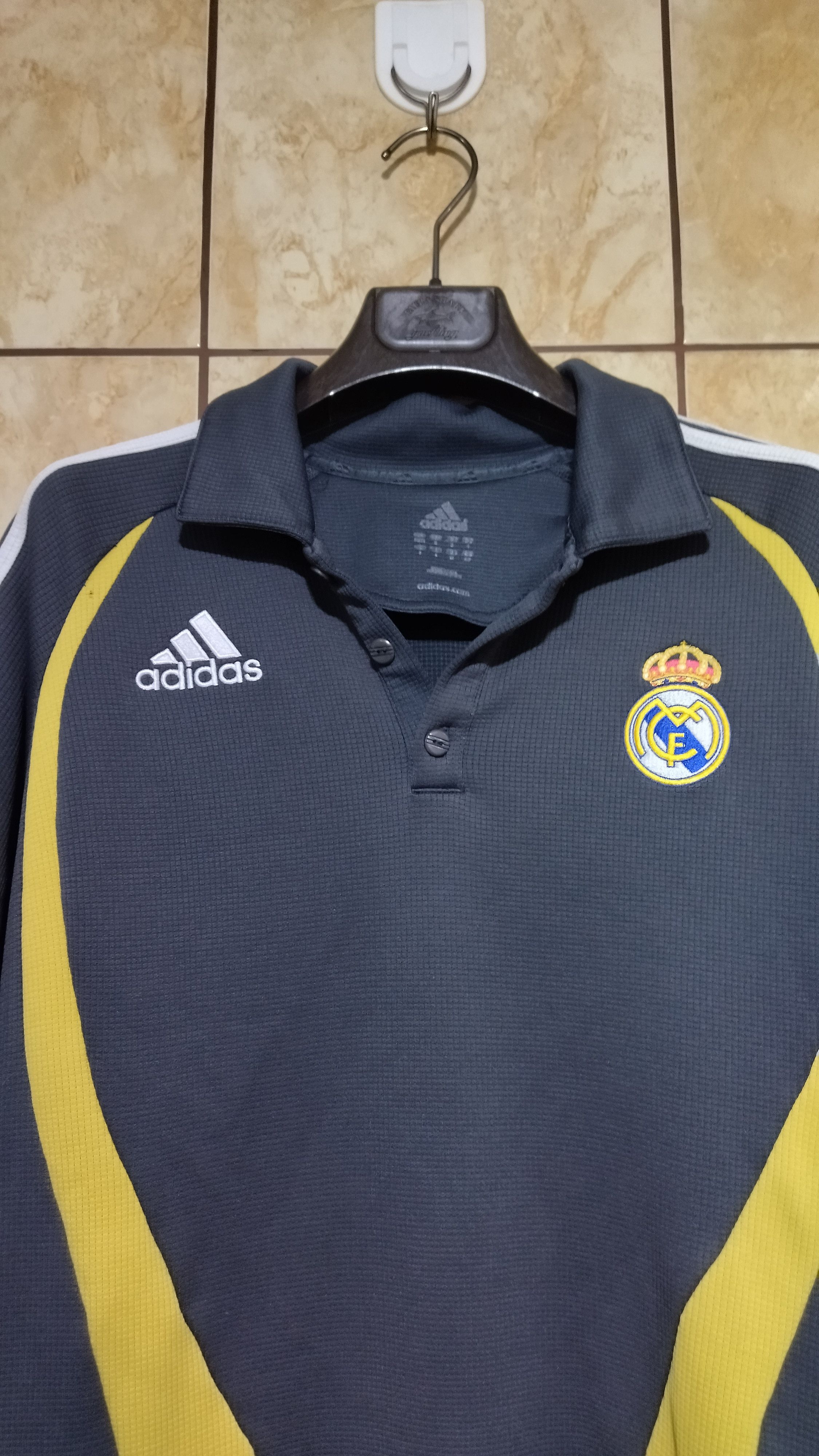 Adidas Vintage 2006/2007 Adidas Real Madrid polo Size US S / EU 44-46 / 1 - 2 Thumbnail