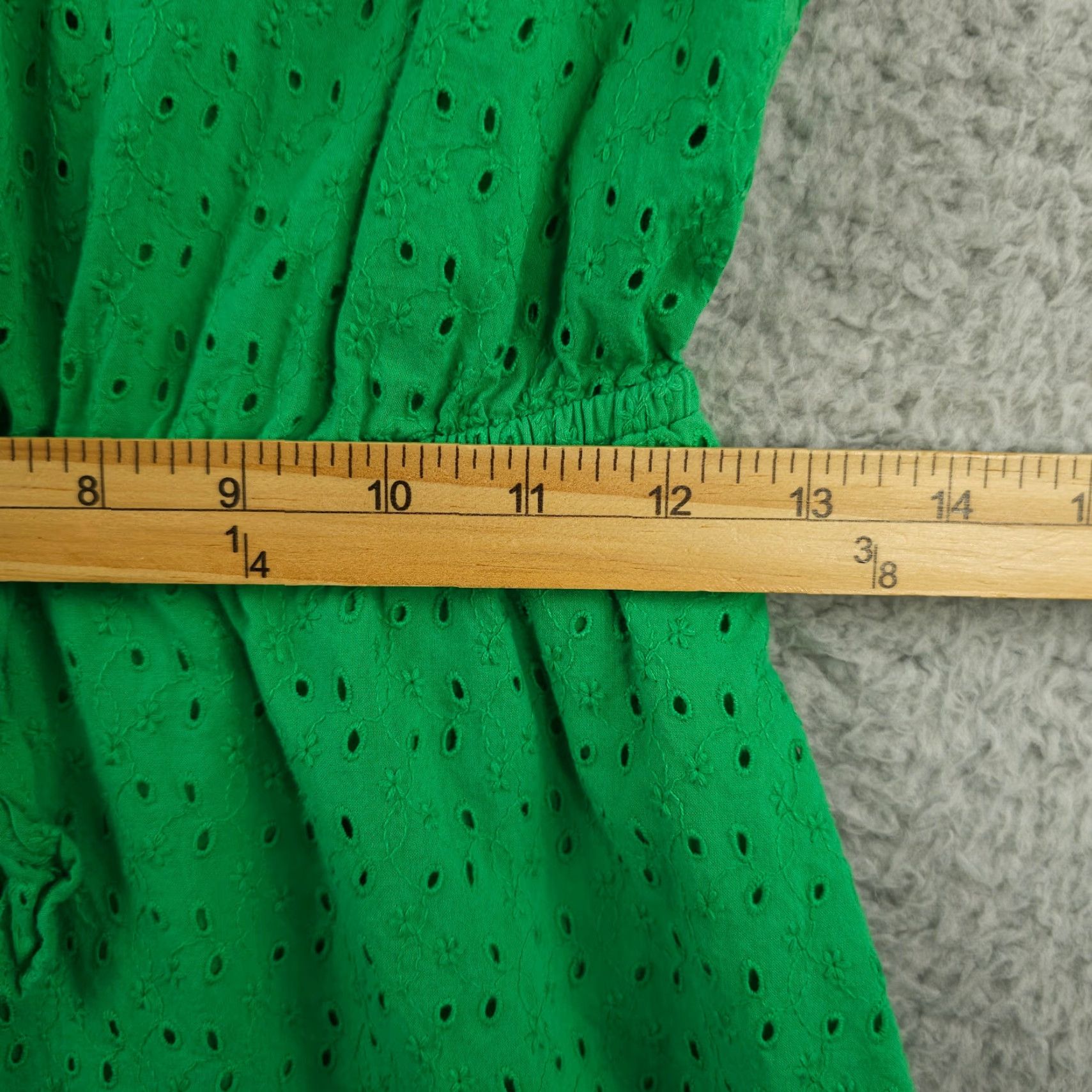 rihoas green dress Rihoas Sophisticated Sleeveless High-Slit Maxi Dress main image 0