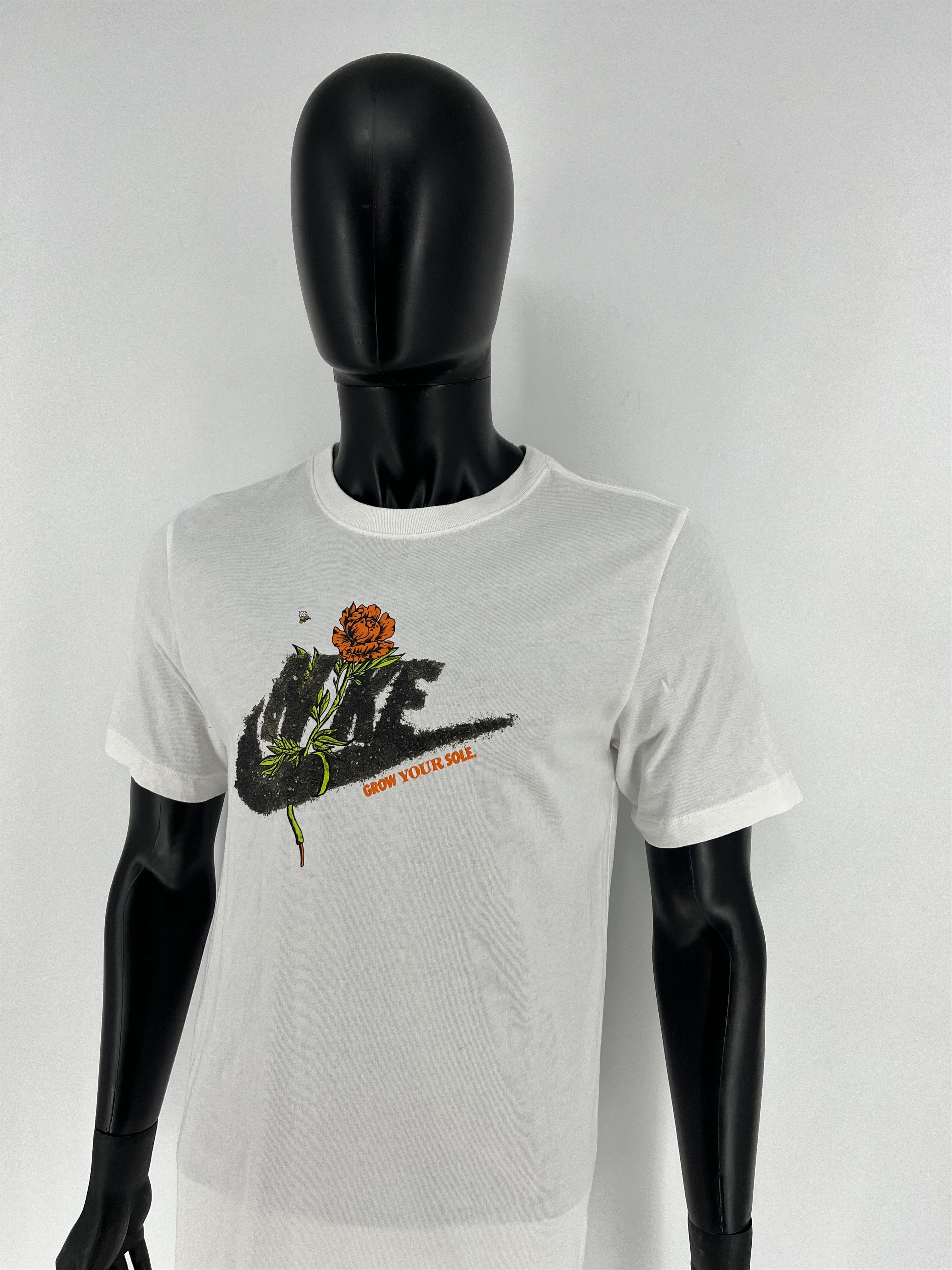 Nike Nike Men's Grow Your Soul T-Shirt in White Size S Size US S / EU 44-46 / 1 - 4 Thumbnail