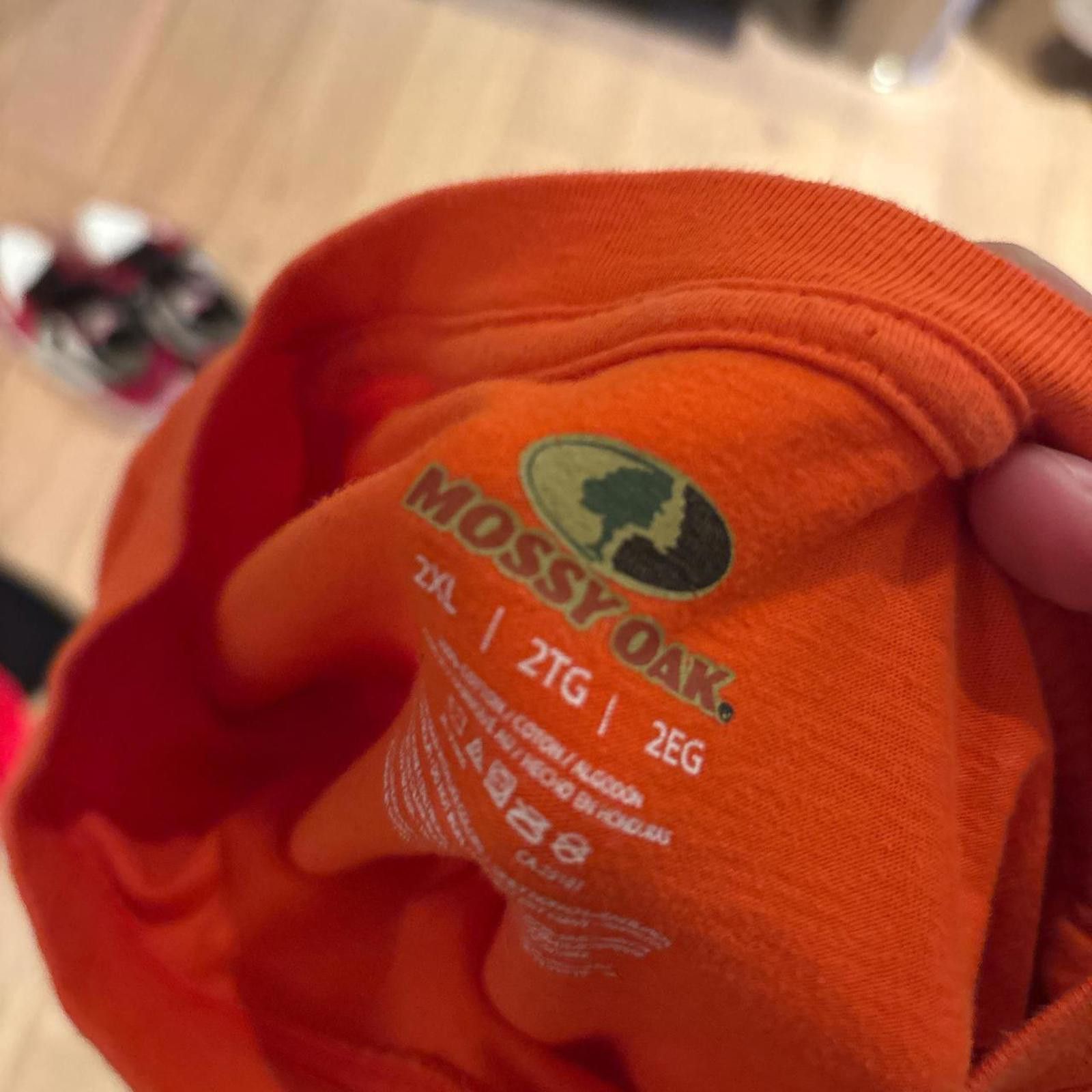 Mossy Oaks Bright orange Mossy Oak camo logo tee Size US XL / EU 56 / 4 - 5 Thumbnail