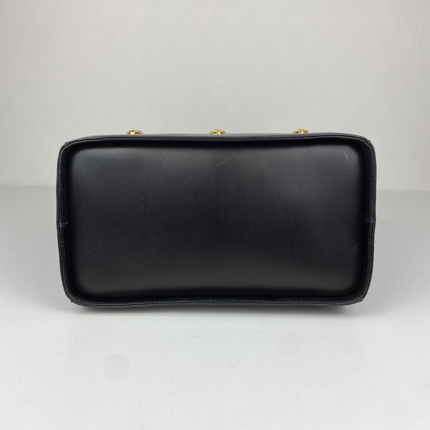 Salvatore Ferragamo Salvatore Ferragamo Gancini Black Bucket Shoulder Bag Size ONE SIZE - 8 Thumbnail