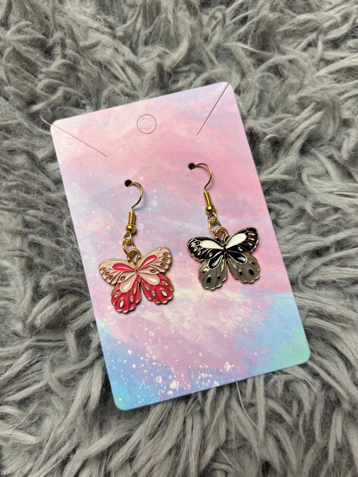 Handmade Butterfly earrings black grey pink white Size ONE SIZE - 1 Preview