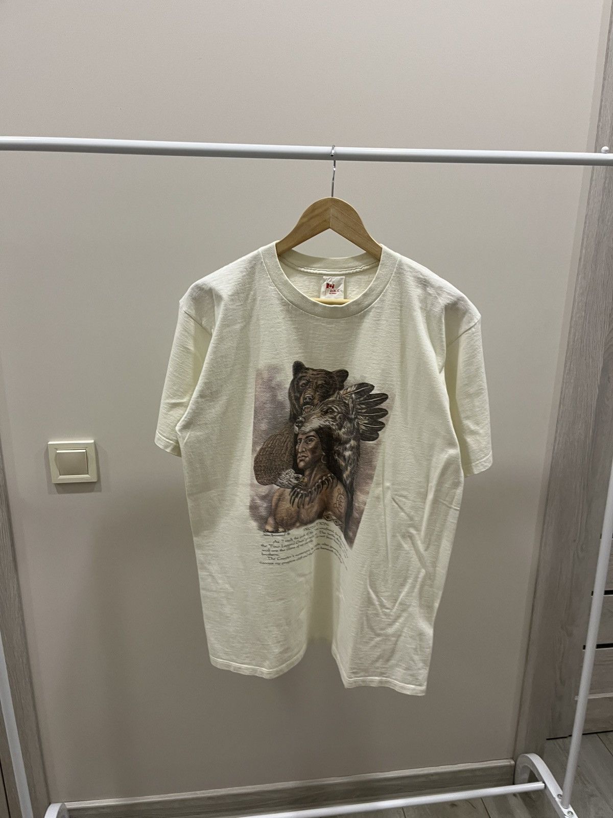Japanese Brand Vintage 90s Indian Chief American Native Wolf heavy t-shirt Size US L / EU 52-54 / 3 - 1 Thumbnail