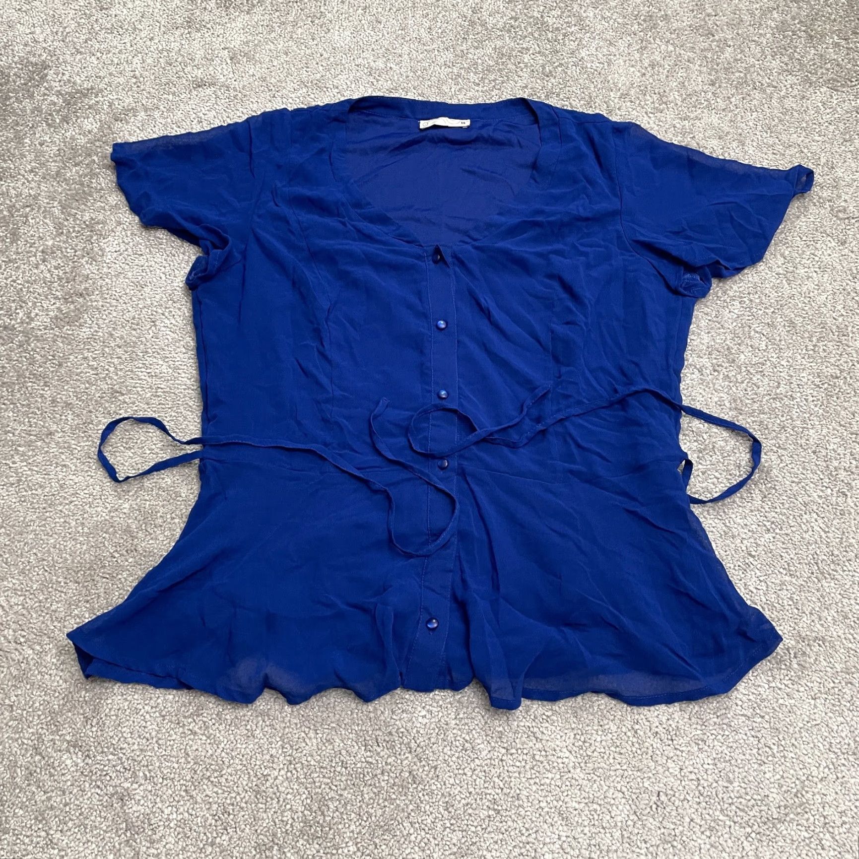 Vintage Unbranded Blouse Shirt Womens 14 Blue Chiffon Short Sleeve Button Down V-Neck Belted Peplum Casual Size S / US 4 / IT 40 - 2 Thumbnail