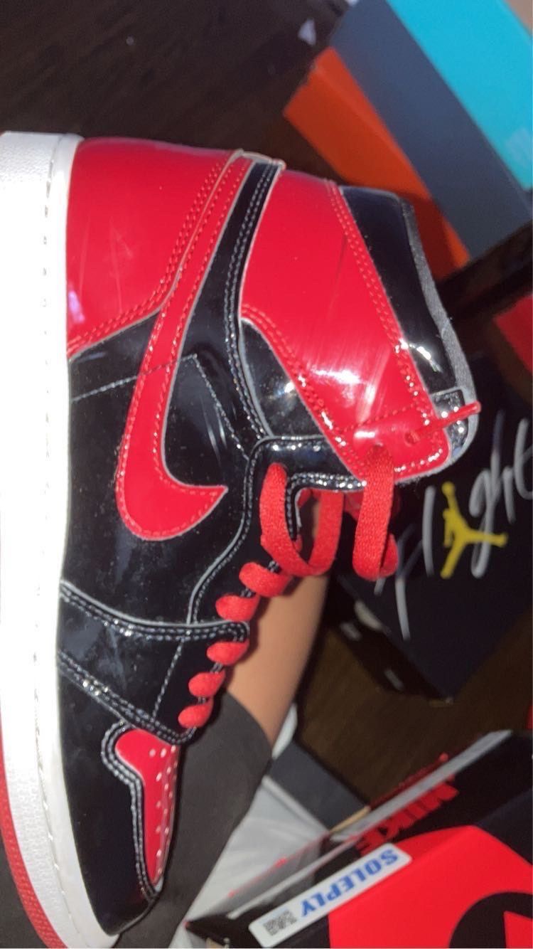 Jordan Brand Jordan 1 Patent Bred Size US 9 / EU 42 - 1 Thumbnail