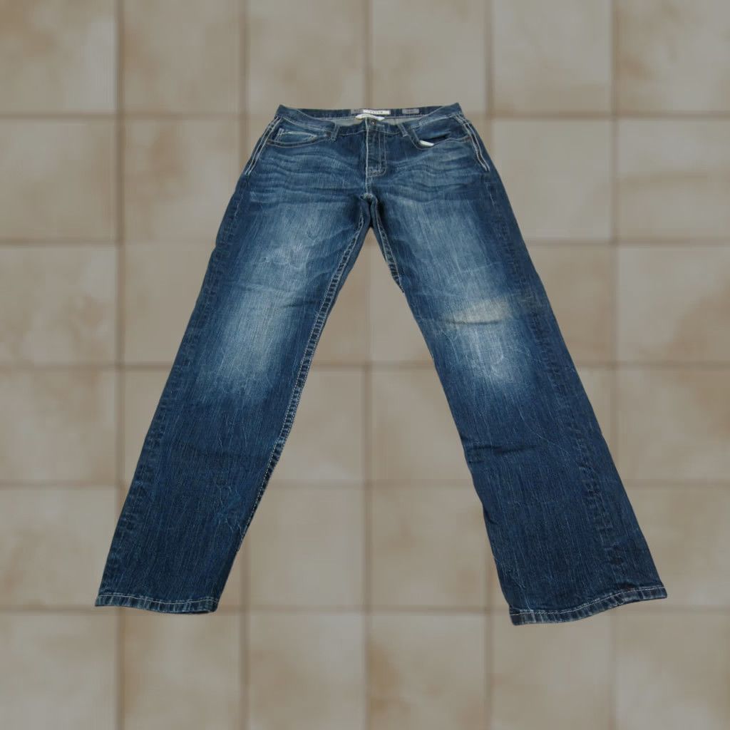 Vintage Buckle BKE Tyler Straight Leg Jeans Adult W 32 L 34 Blue Denim Pants Casual Mens Size US 32 / EU 48 - 1 Thumbnail