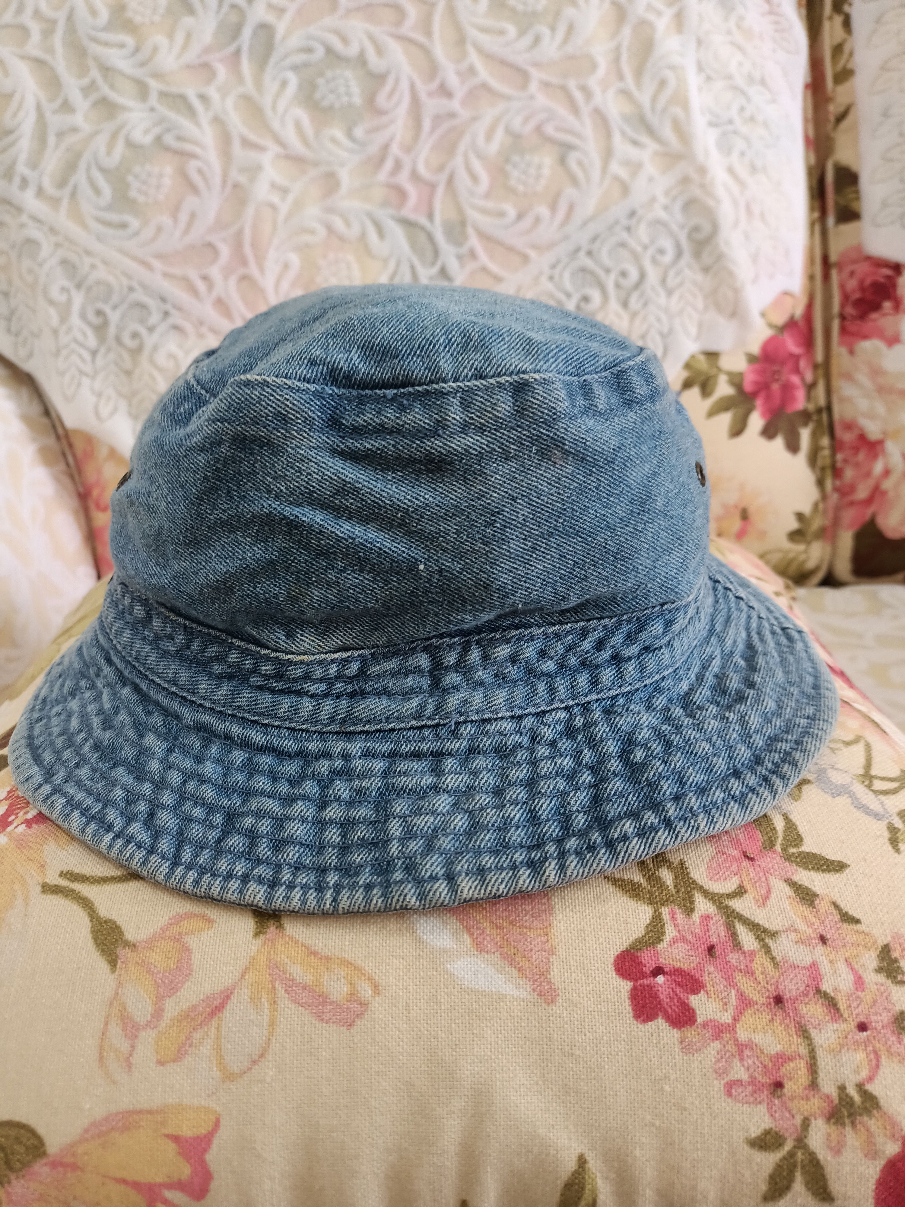 A$AP Rocky × Guess × Vintage Vintage Guess denim hat Asap Rocky style Size ONE SIZE - 3 Thumbnail